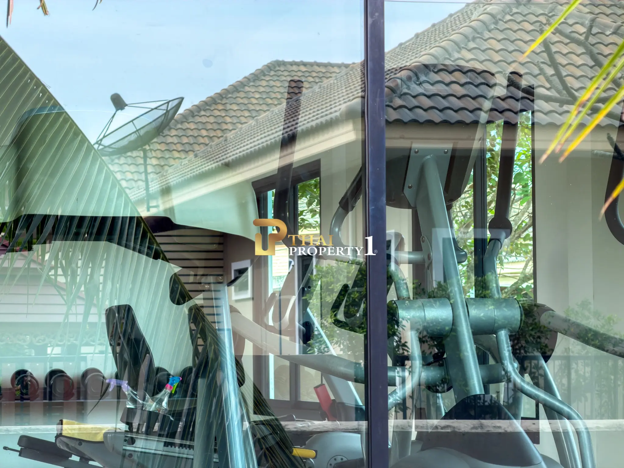 Hilltop Detached House for Sale near Bang Saray Beach, Navy House 41, No Flood, Ready to Move In