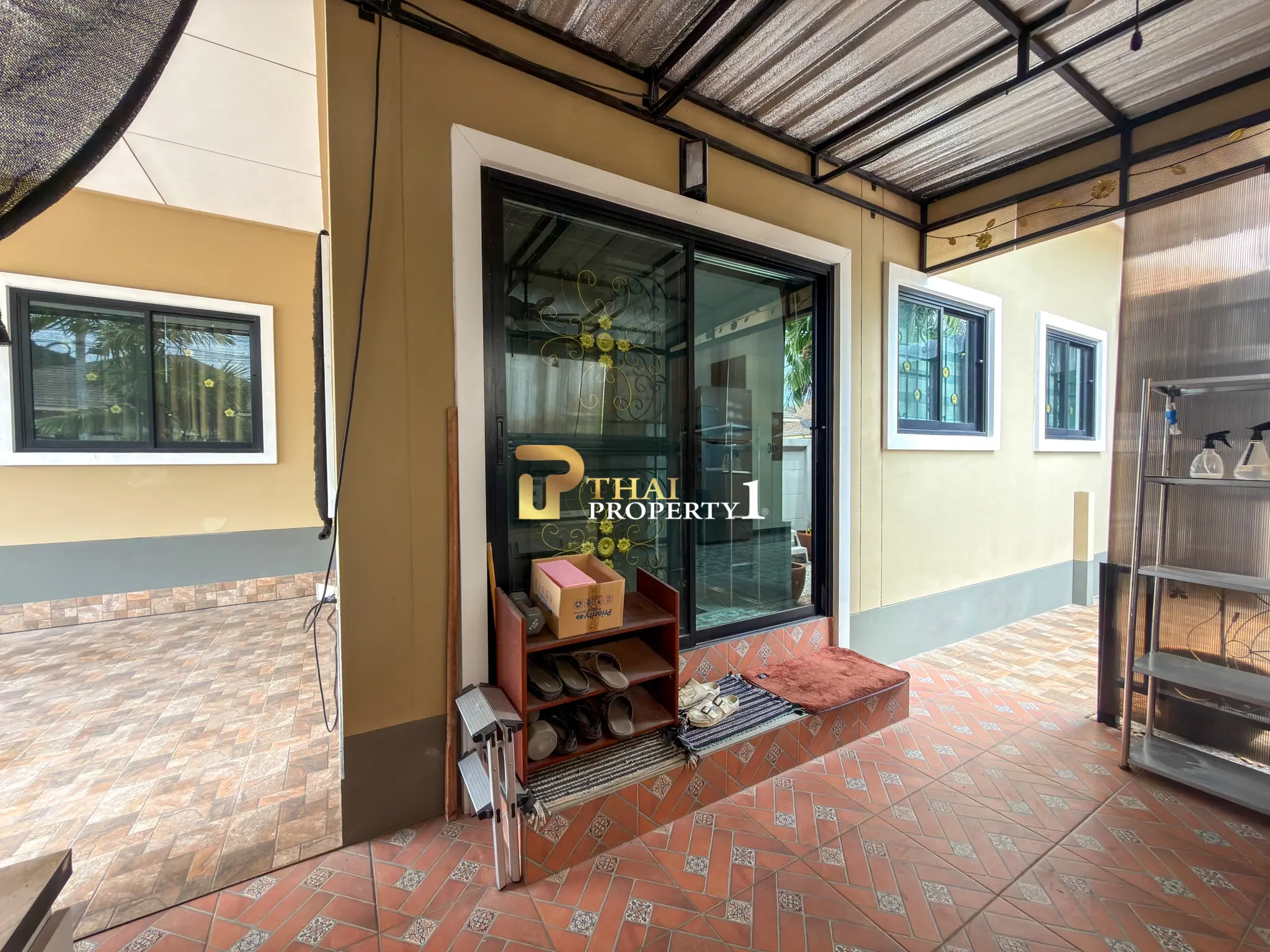 Hilltop Detached House for Sale near Bang Saray Beach, Navy House 41, No Flood, Ready to Move In