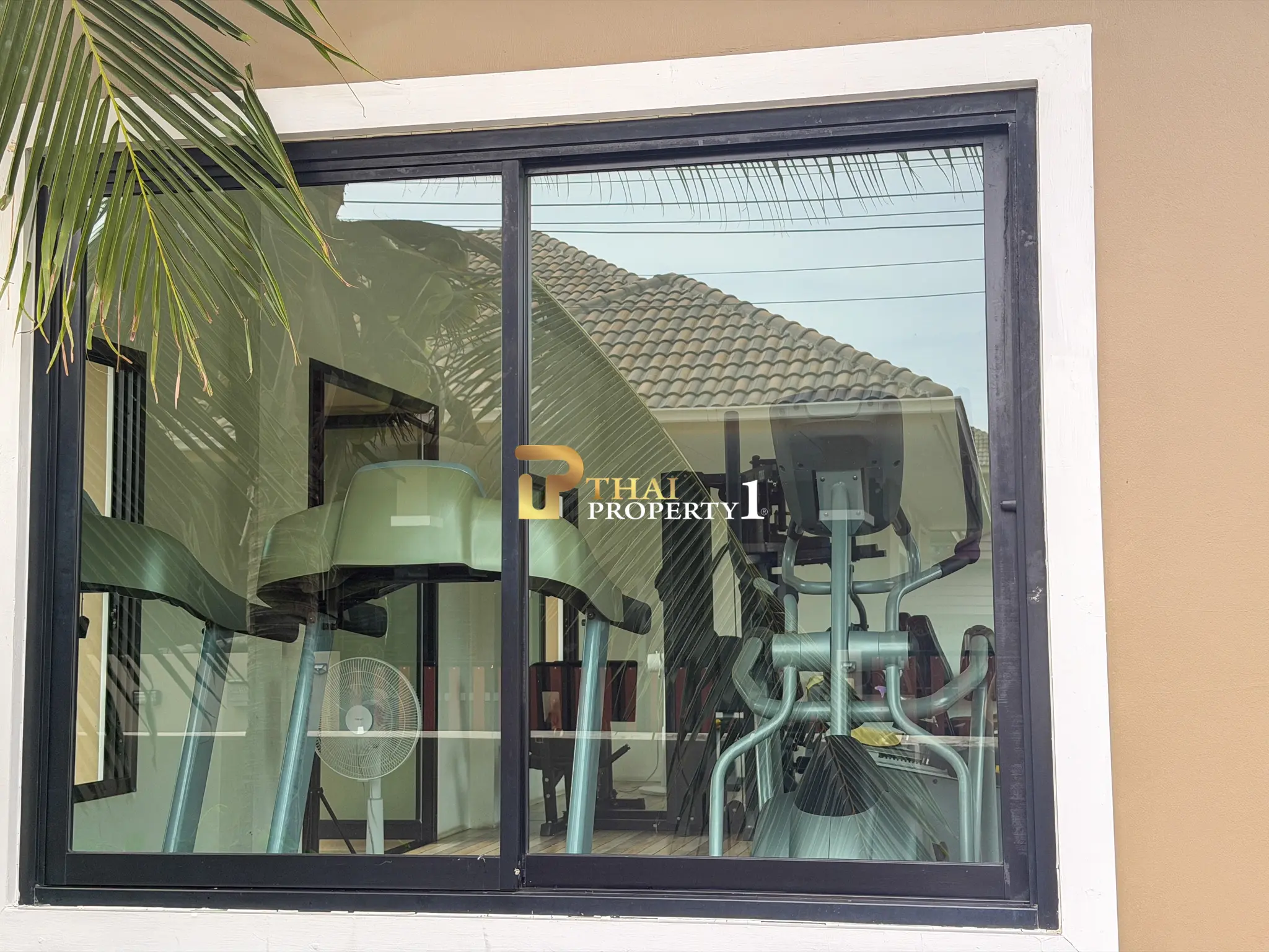 Hilltop Detached House for Sale near Bang Saray Beach, Navy House 41, No Flood, Ready to Move In