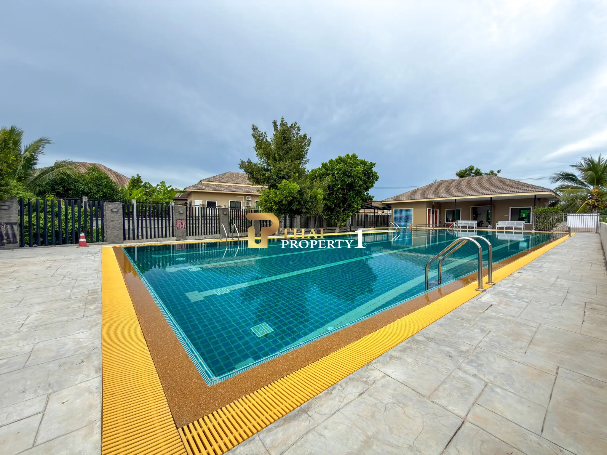 Hilltop Detached House for Sale near Bang Saray Beach, Navy House 41, No Flood, Ready to Move In
