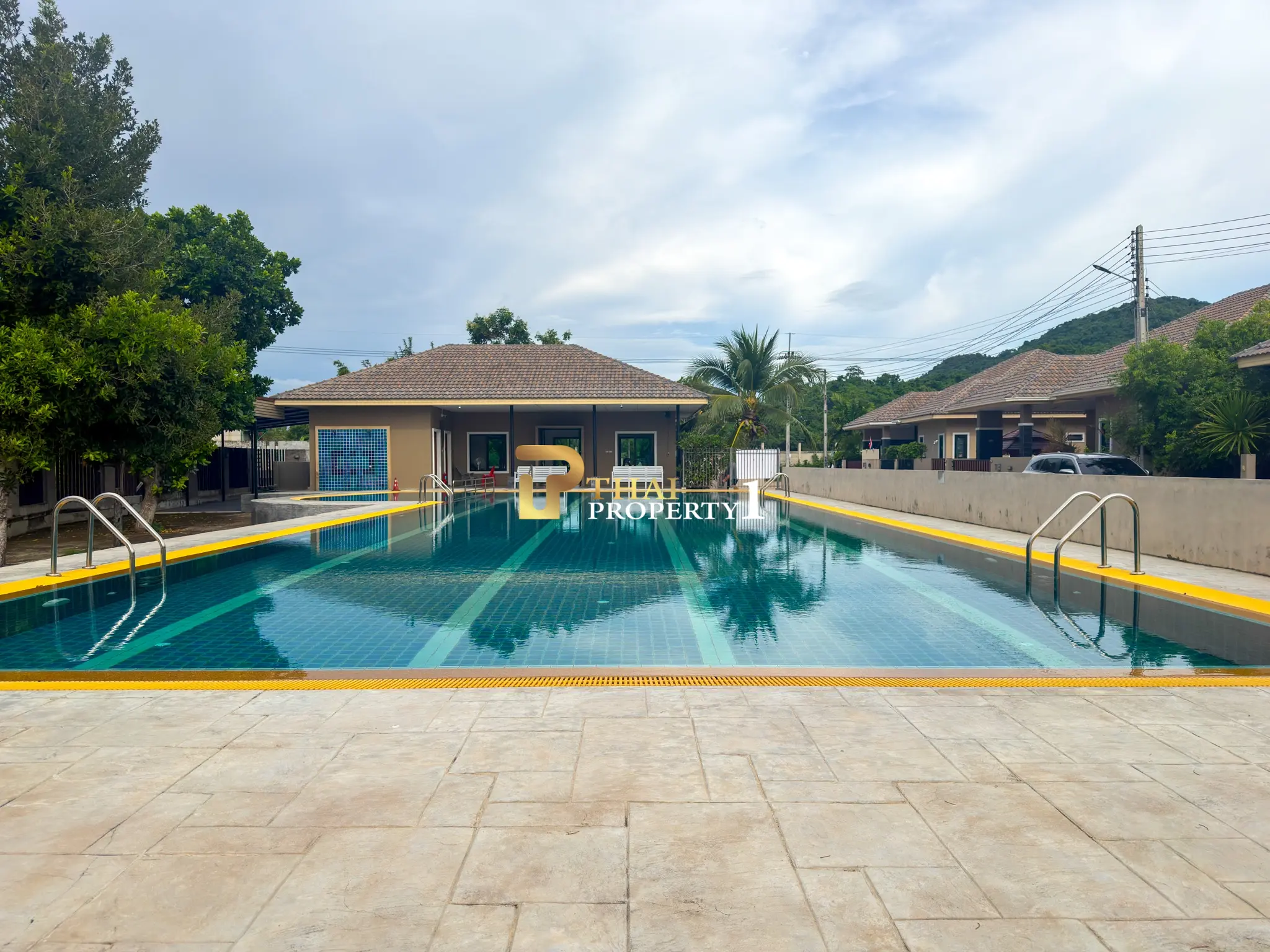 Hilltop Detached House for Sale near Bang Saray Beach, Navy House 41, No Flood, Ready to Move In