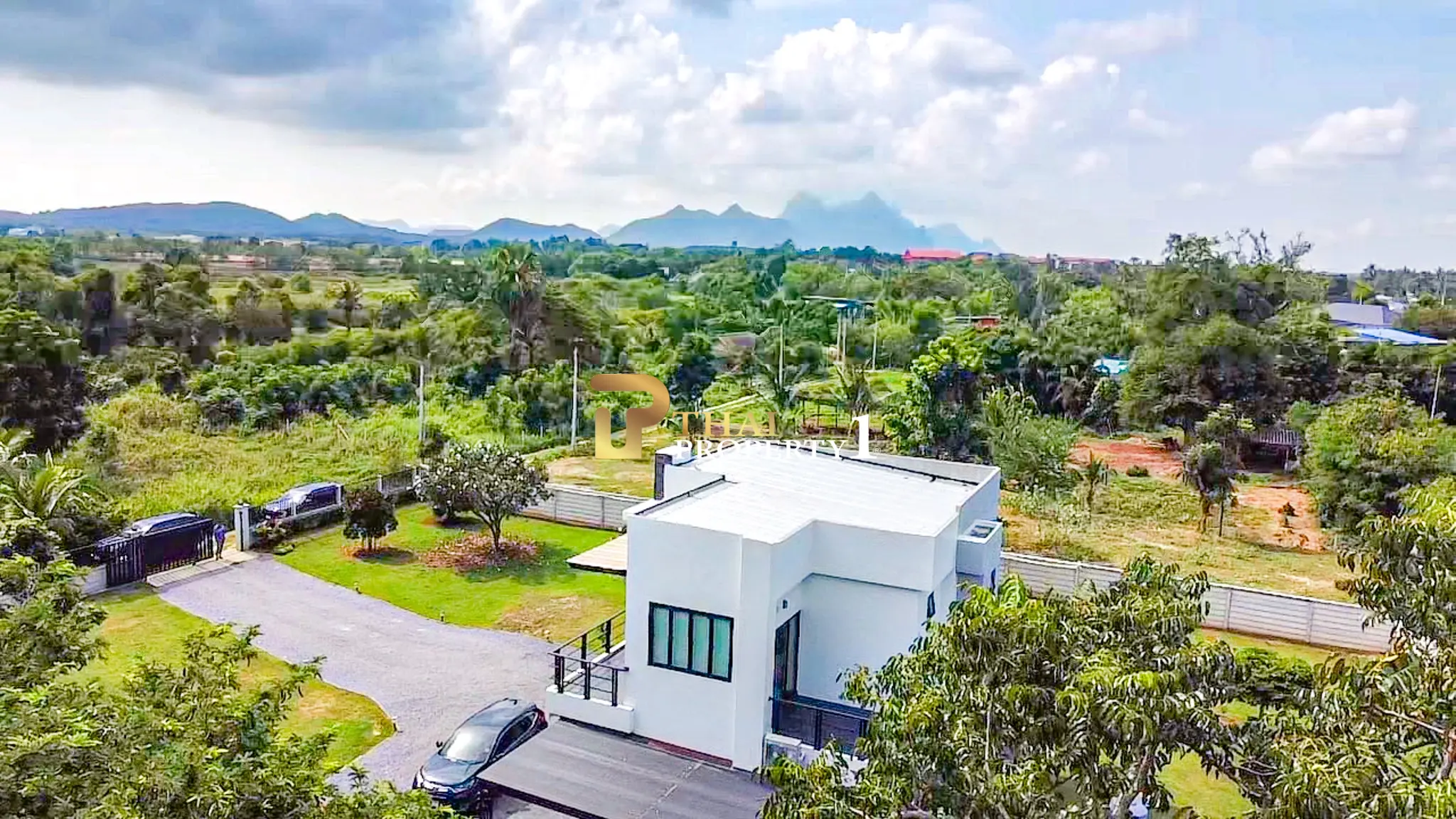 Pranburi - Modern 3-Bedroom Freestanding Villa On Expansive 2,622 sq.m. Plot