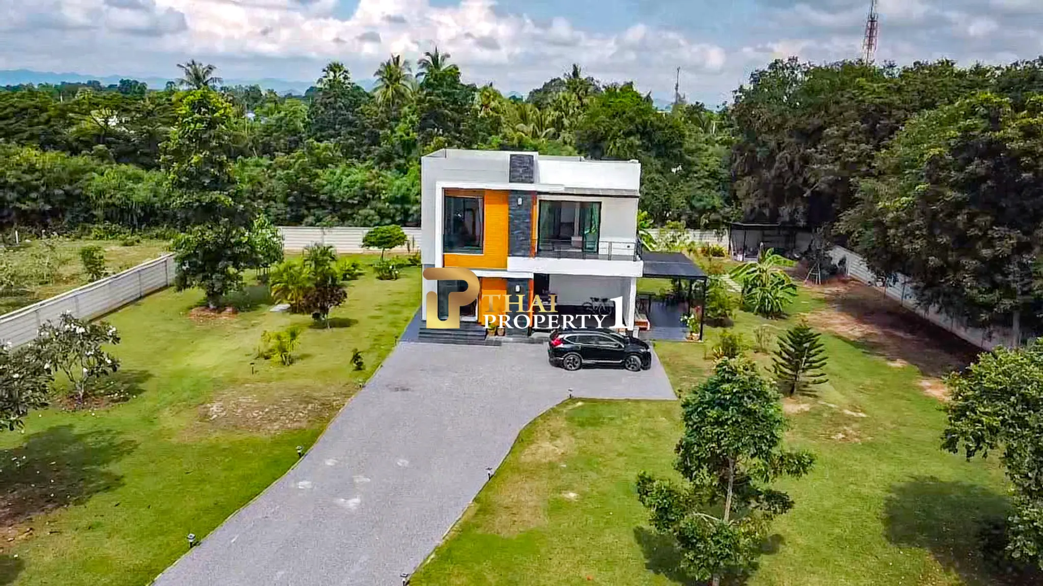 Pranburi - Modern 3-Bedroom Freestanding Villa On Expansive 2,622 sq.m. Plot