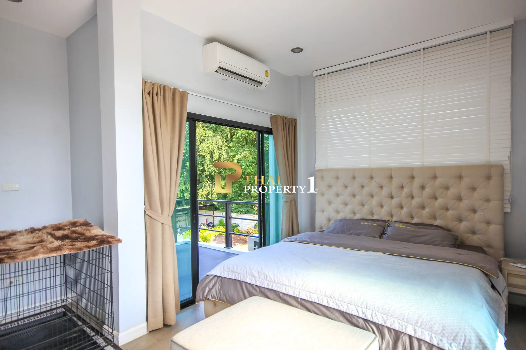 Pranburi - Modern 3-Bedroom Freestanding Villa On Expansive 2,622 sq.m. Plot