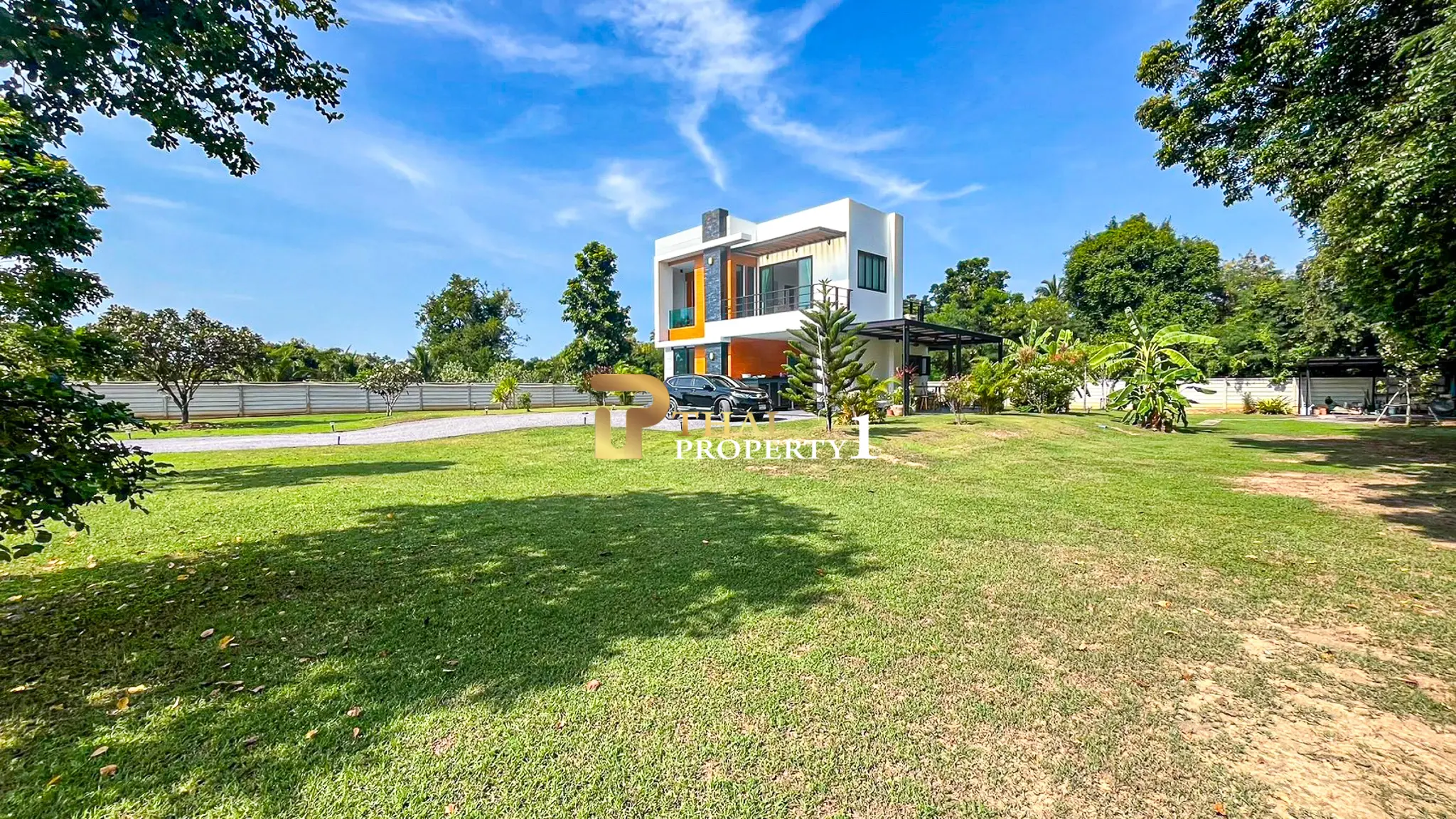 Pranburi - Modern 3-Bedroom Freestanding Villa On Expansive 2,622 sq.m. Plot