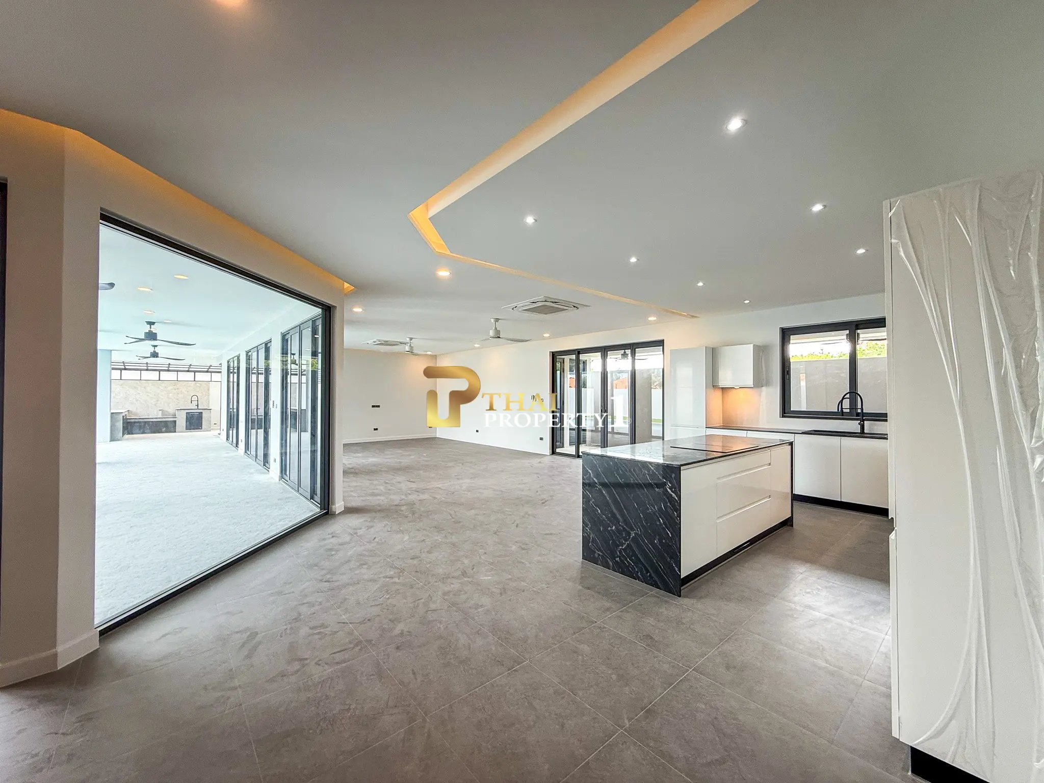 Prime Hua Hin Location - New Modern 4 Bedroom Pool Villa For Sale – Hua Hin Soi 116 