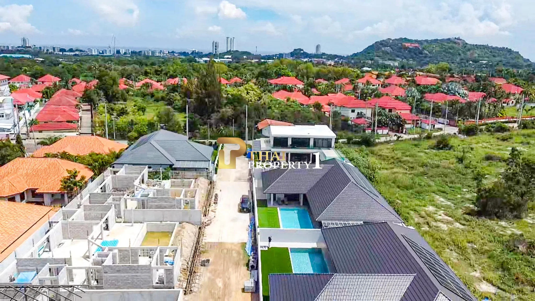 Prime Hua Hin Location - New Modern 4 Bedroom Pool Villa For Sale – Hua Hin Soi 116 