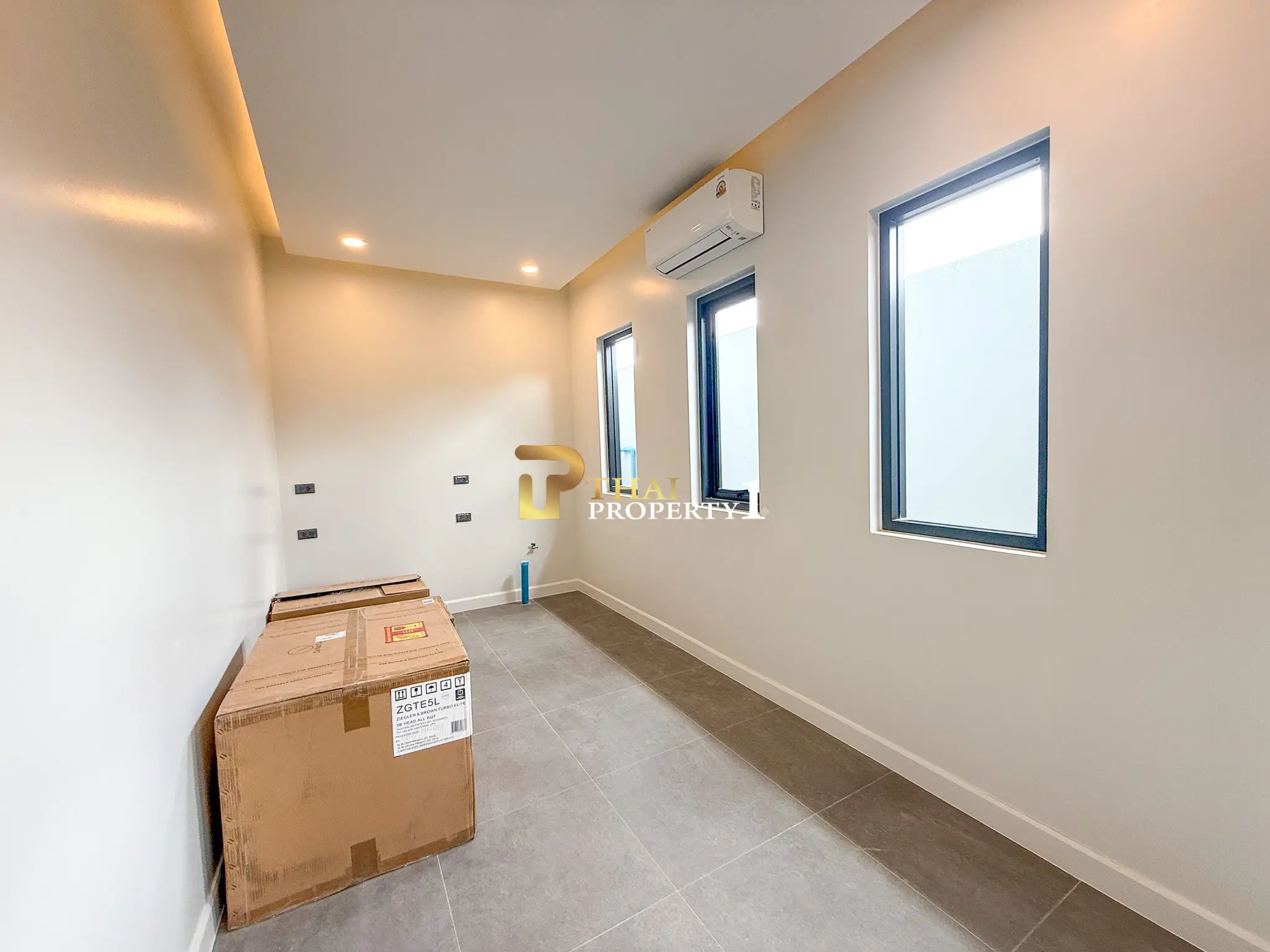 Prime Hua Hin Location - New Modern 4 Bedroom Pool Villa For Sale – Hua Hin Soi 116 