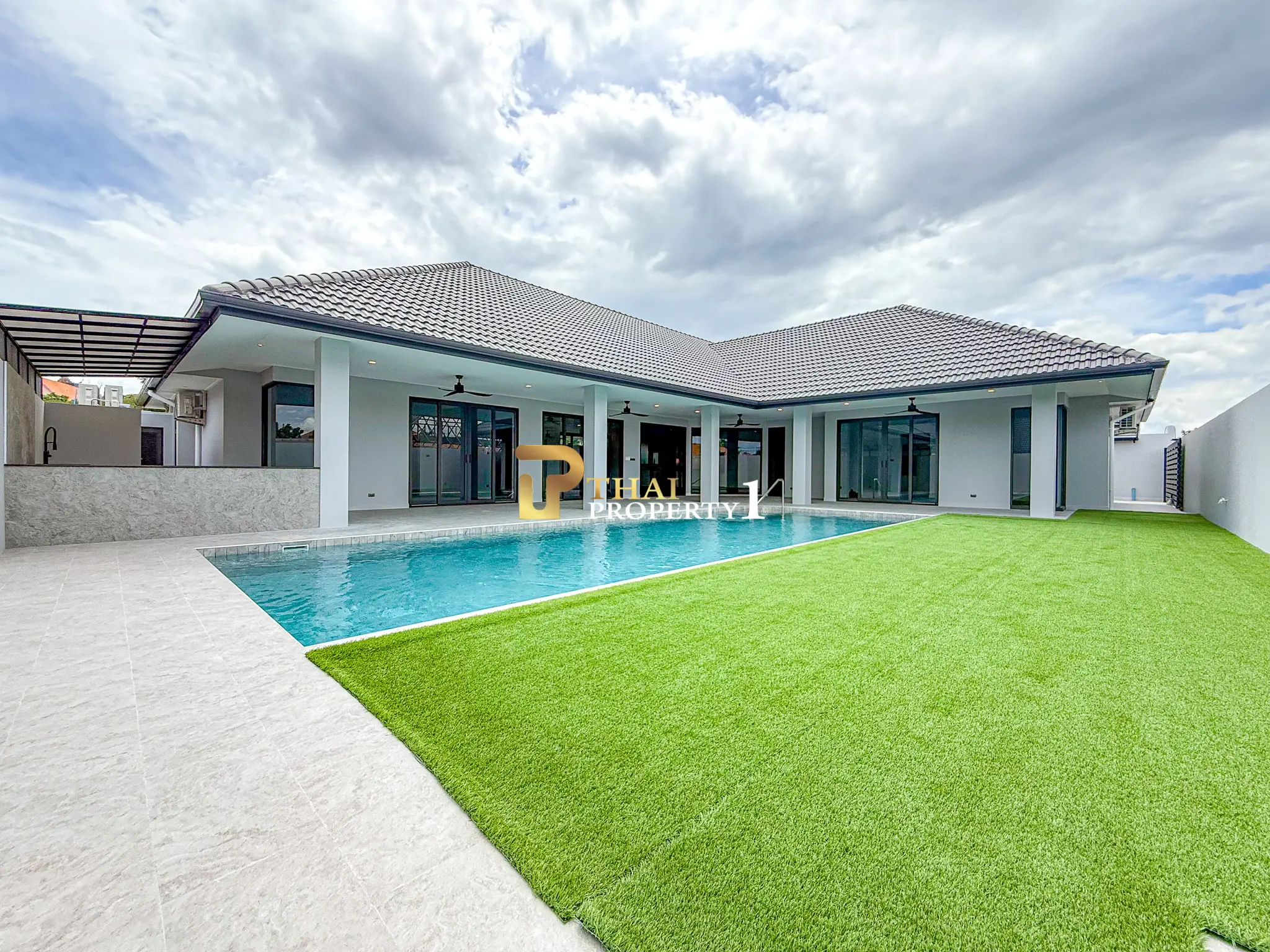 Prime Hua Hin Location - New Modern 4 Bedroom Pool Villa For Sale – Hua Hin Soi 116 