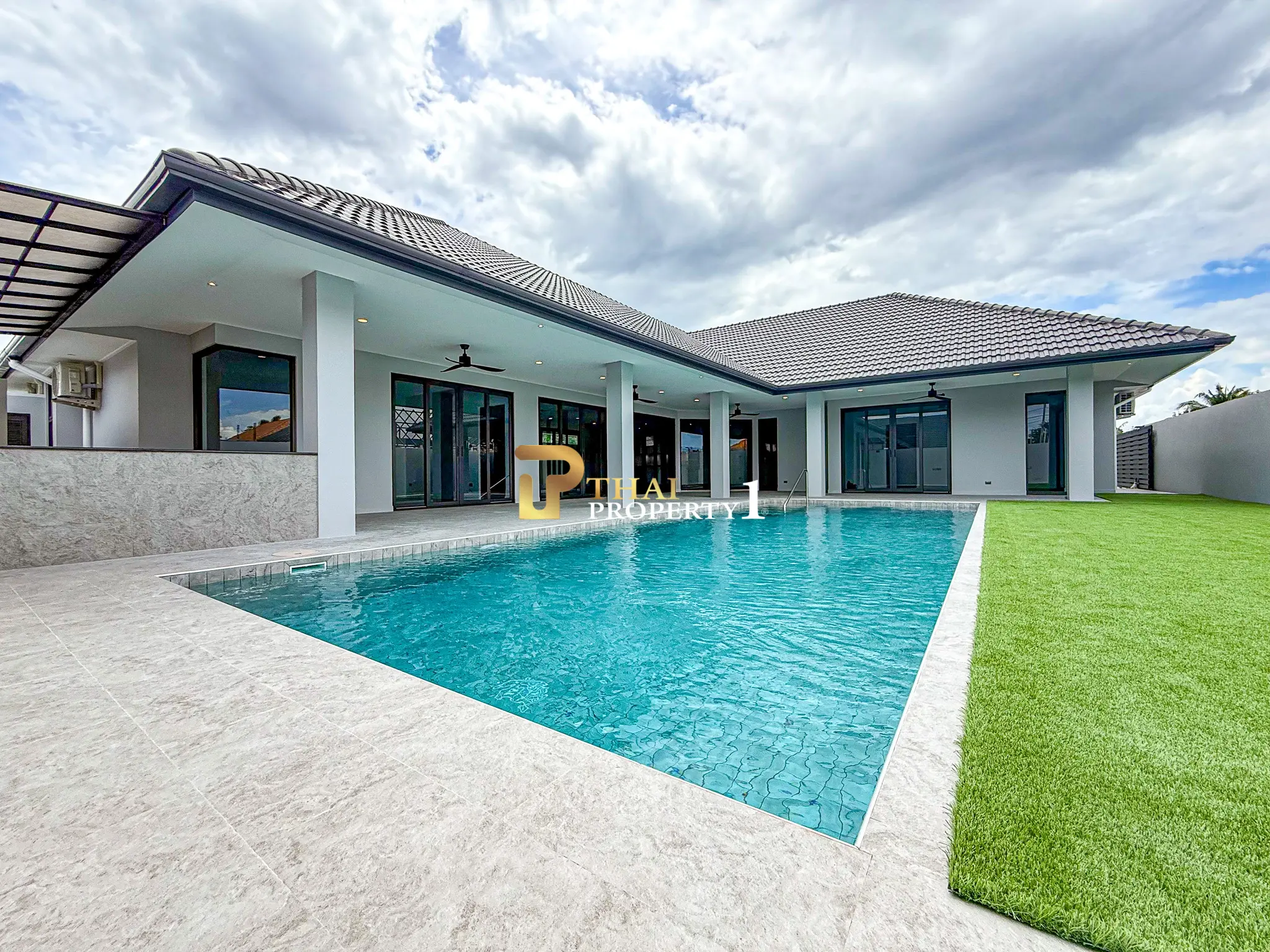 Prime Hua Hin Location - New Modern 4 Bedroom Pool Villa For Sale – Hua Hin Soi 116 