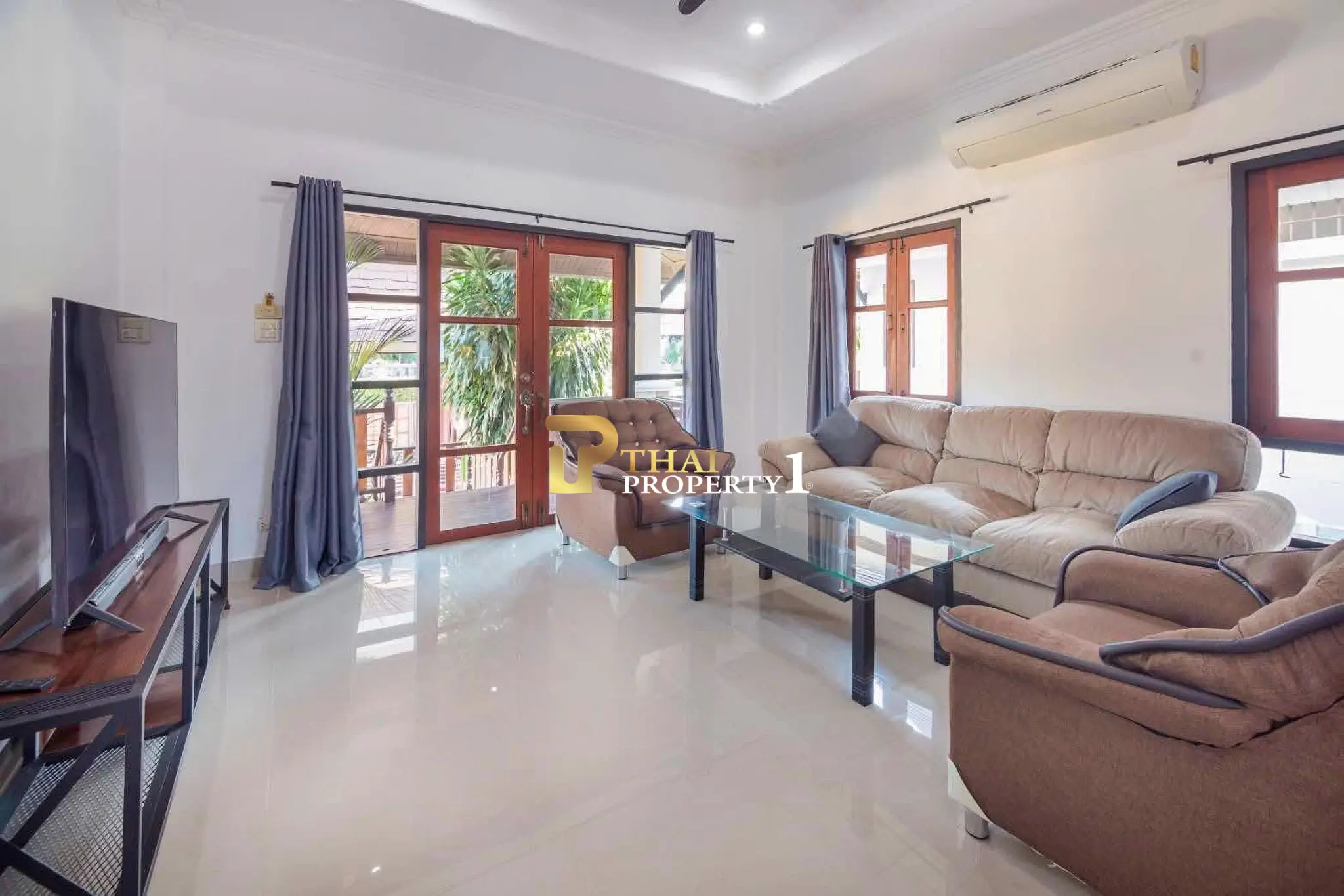 Resort Style Pool Villa for Sale – Dhewee Resort Pattaya, near Chaiyapruek 2 Road