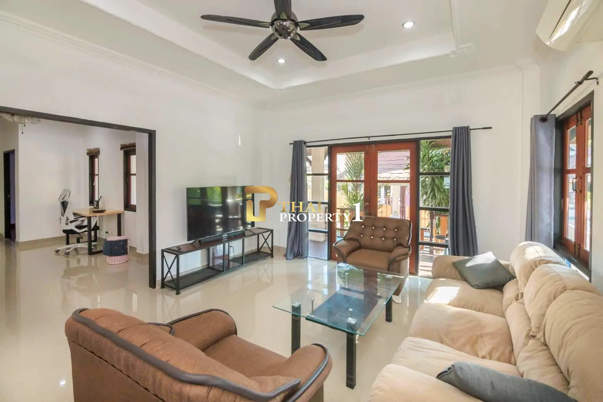 Resort Style Pool Villa for Sale – Dhewee Resort Pattaya, near Chaiyapruek 2 Road