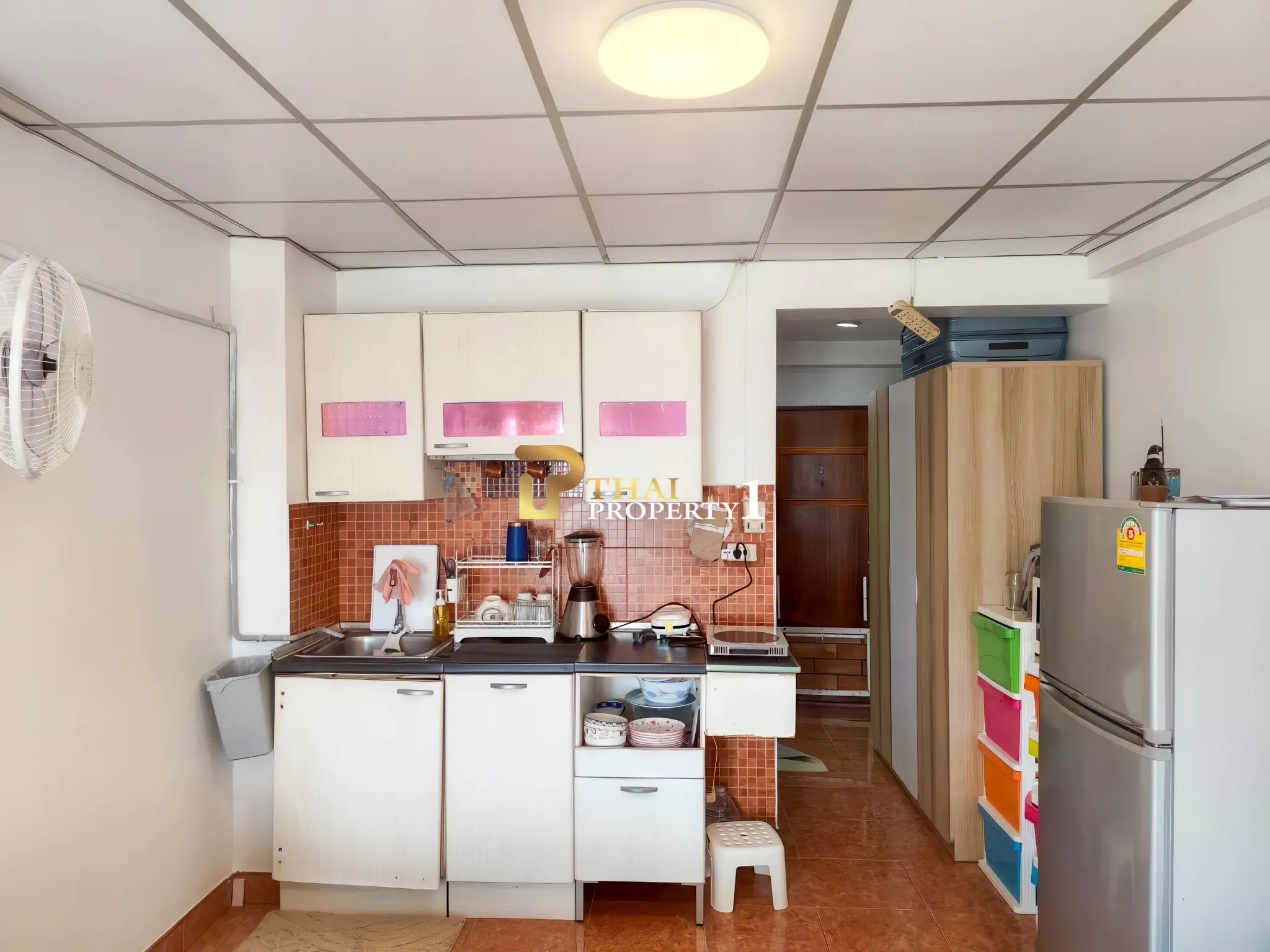 Studio Condo with City View for Sale – Jomtien Beach Condominium, Near Jomtien Beach