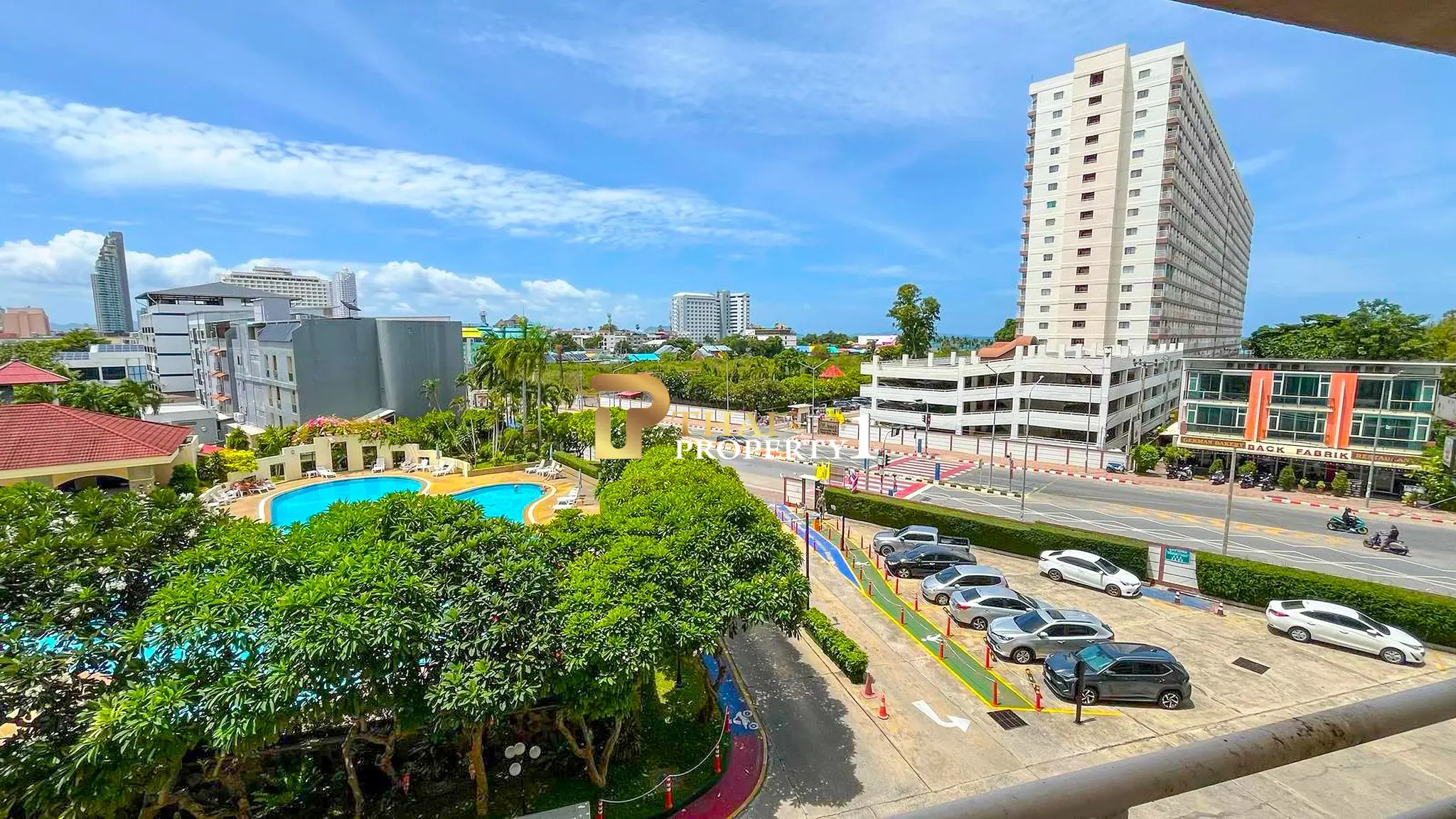 Studio Condo with City View for Sale – Jomtien Beach Condominium, Near Jomtien Beach