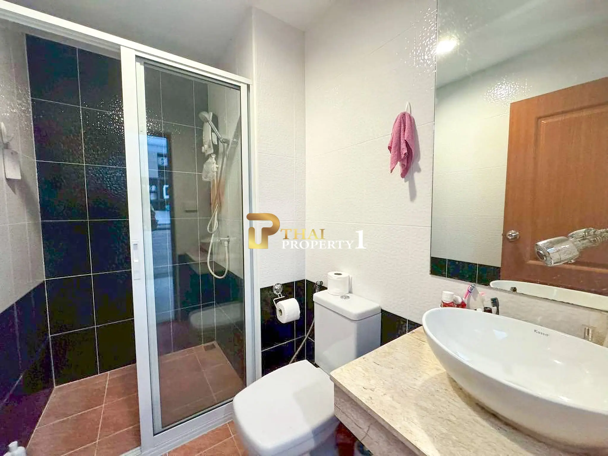 ขายคอนโด Trio Gems Jomtien – ห้อง 1 ห้องนอน วิวเมือง ใกล้หาดจอมเทียน