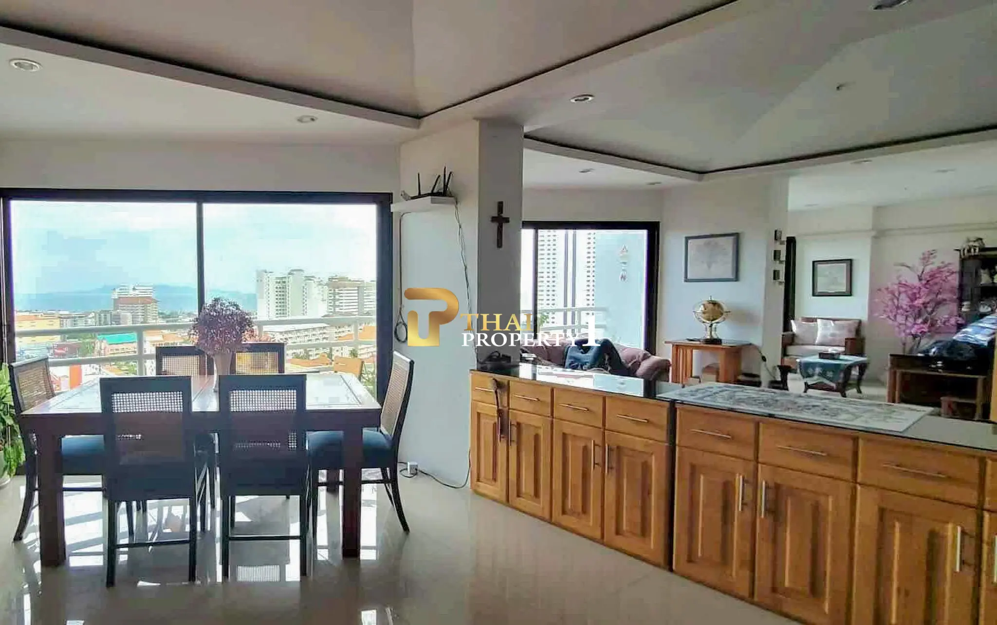 คอนโด 3 ห้องนอน วิวทะเลและวิวเมืองสวย – View Talay 2 อาคาร A