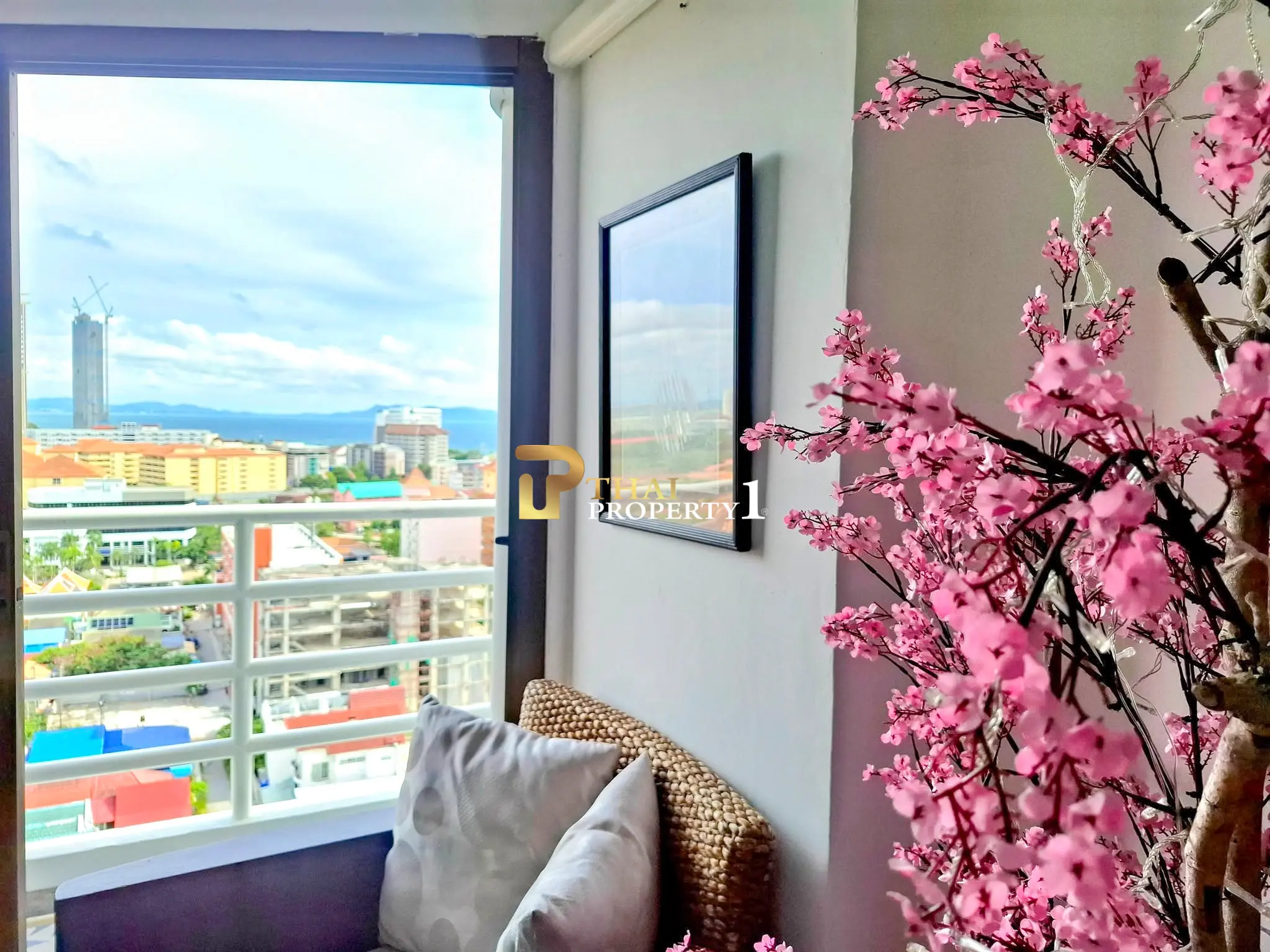 คอนโด 3 ห้องนอน วิวทะเลและวิวเมืองสวย – View Talay 2 อาคาร A