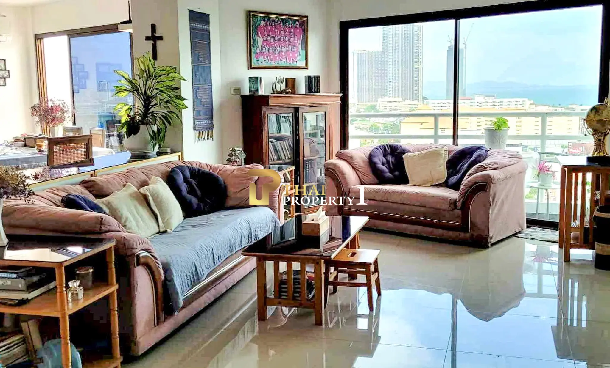คอนโด 3 ห้องนอน วิวทะเลและวิวเมืองสวย – View Talay 2 อาคาร A