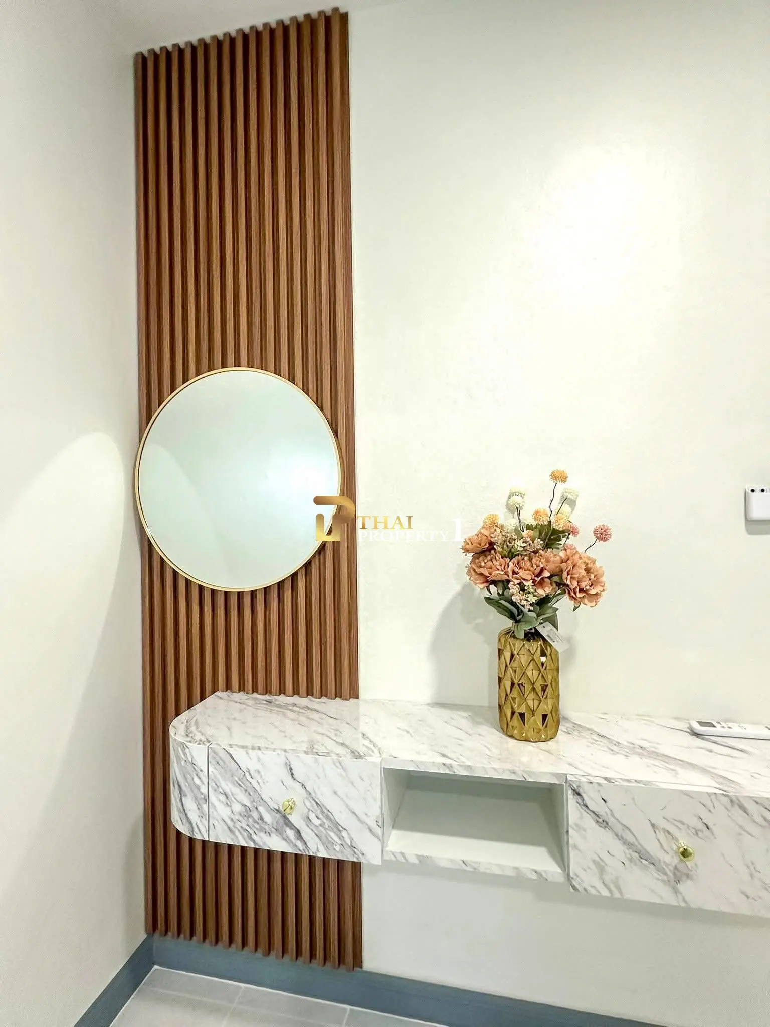 ขายบ้านเดี่ยวพร้อมอยู่ หมู่บ้านเอกมงคล 1 – ซอยเขาตาโล พัทยาใต้