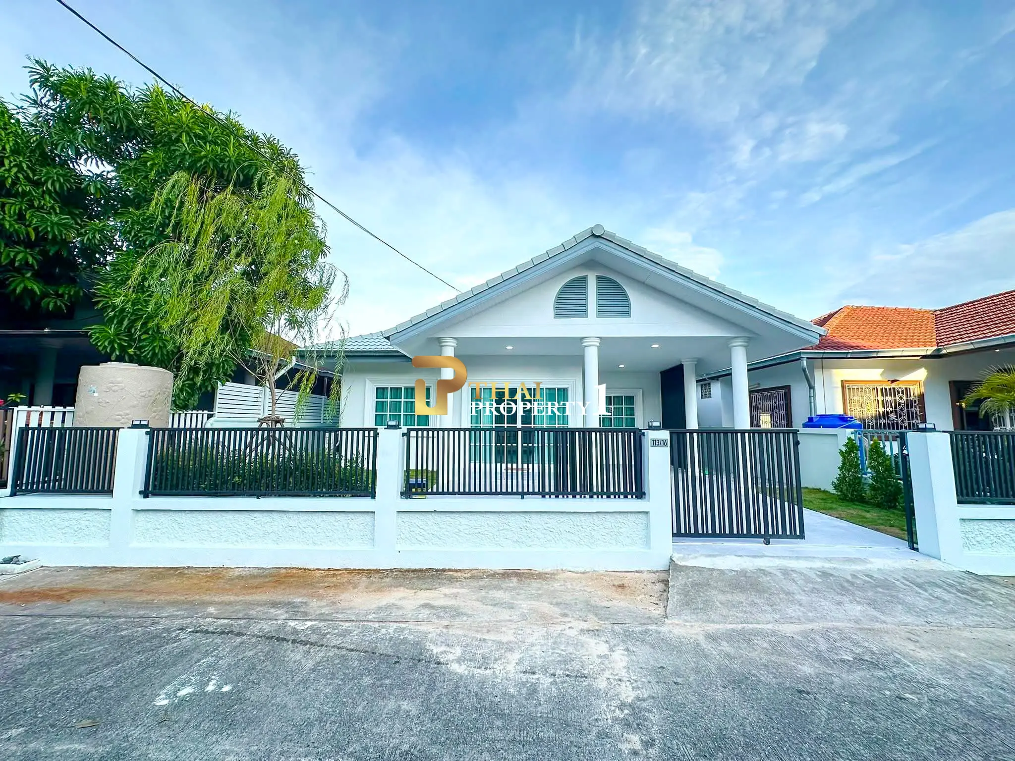 ขายบ้านเดี่ยวพร้อมอยู่ หมู่บ้านเอกมงคล 1 – ซอยเขาตาโล พัทยาใต้