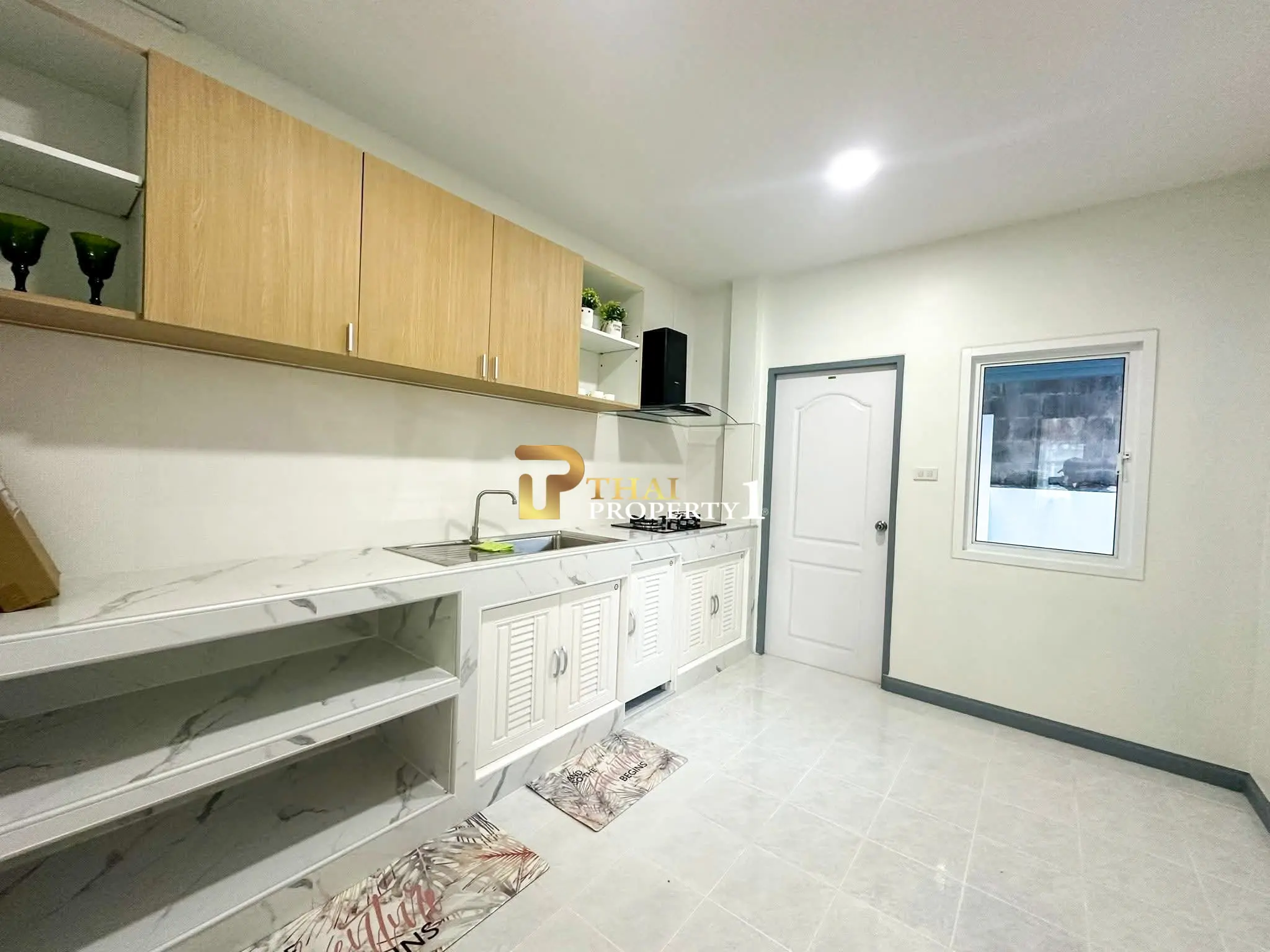 ขายบ้านเดี่ยวพร้อมอยู่ หมู่บ้านเอกมงคล 1 – ซอยเขาตาโล พัทยาใต้