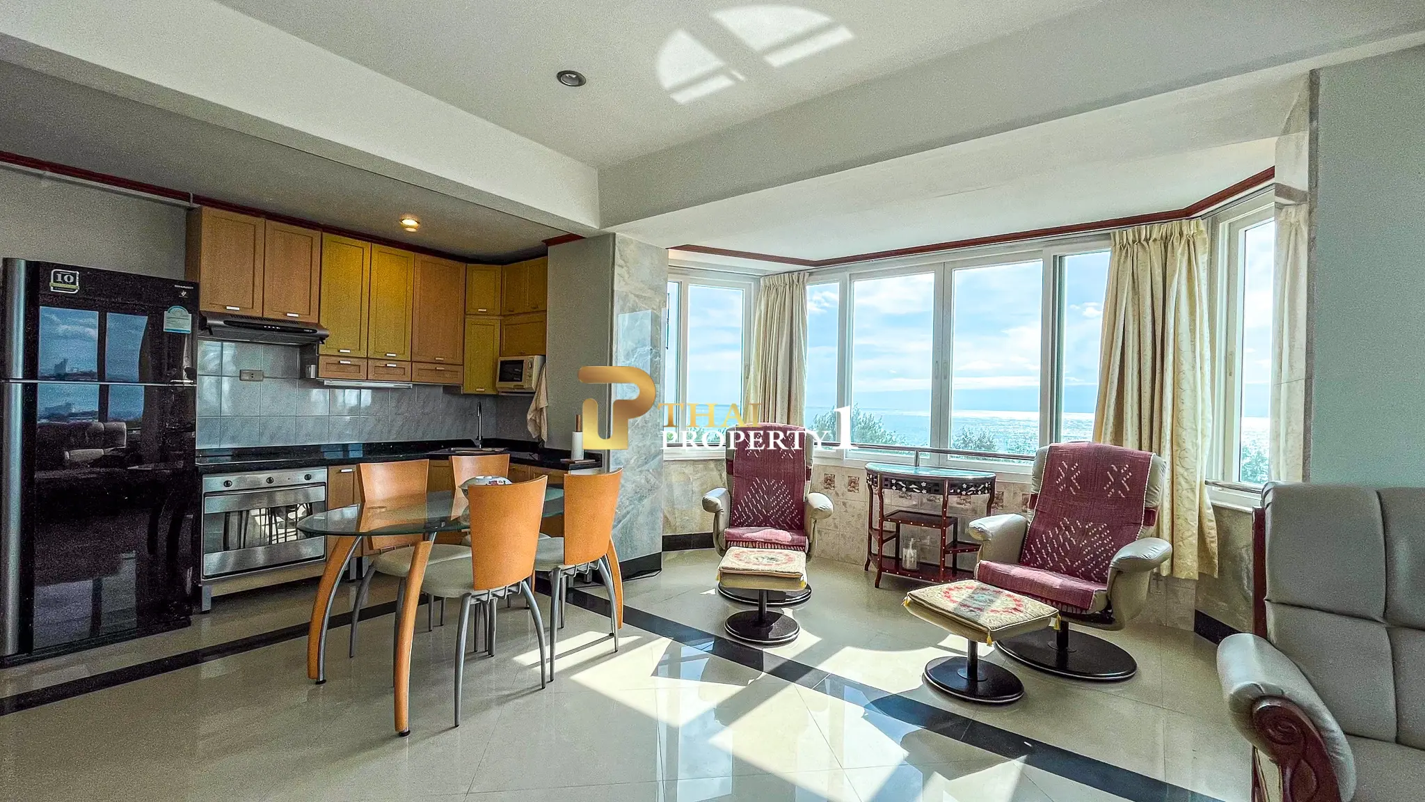 Cattareya Condotel, Cha-Am Beach — Stunnig Sea View Condo for Sale