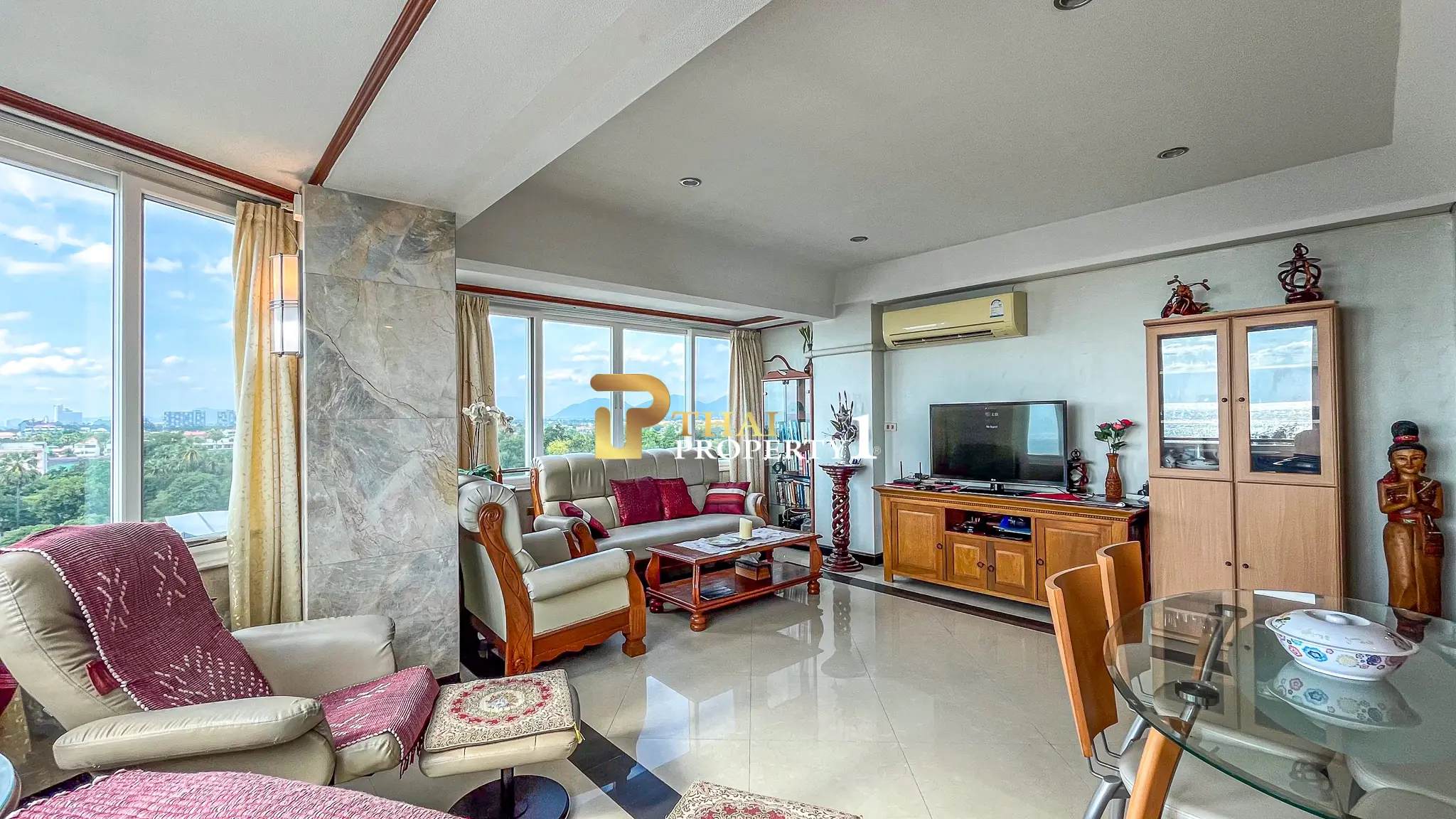 Cattareya Condotel, Cha-Am Beach — Stunnig Sea View Condo for Sale