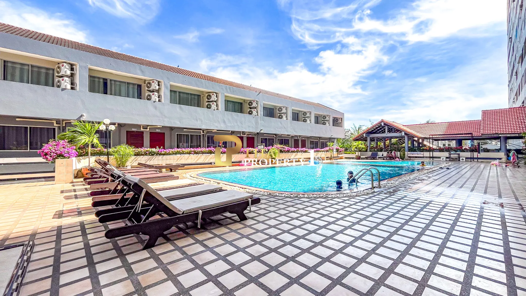 Cattareya Condotel, Cha-Am Beach — Stunnig Sea View Condo for Sale