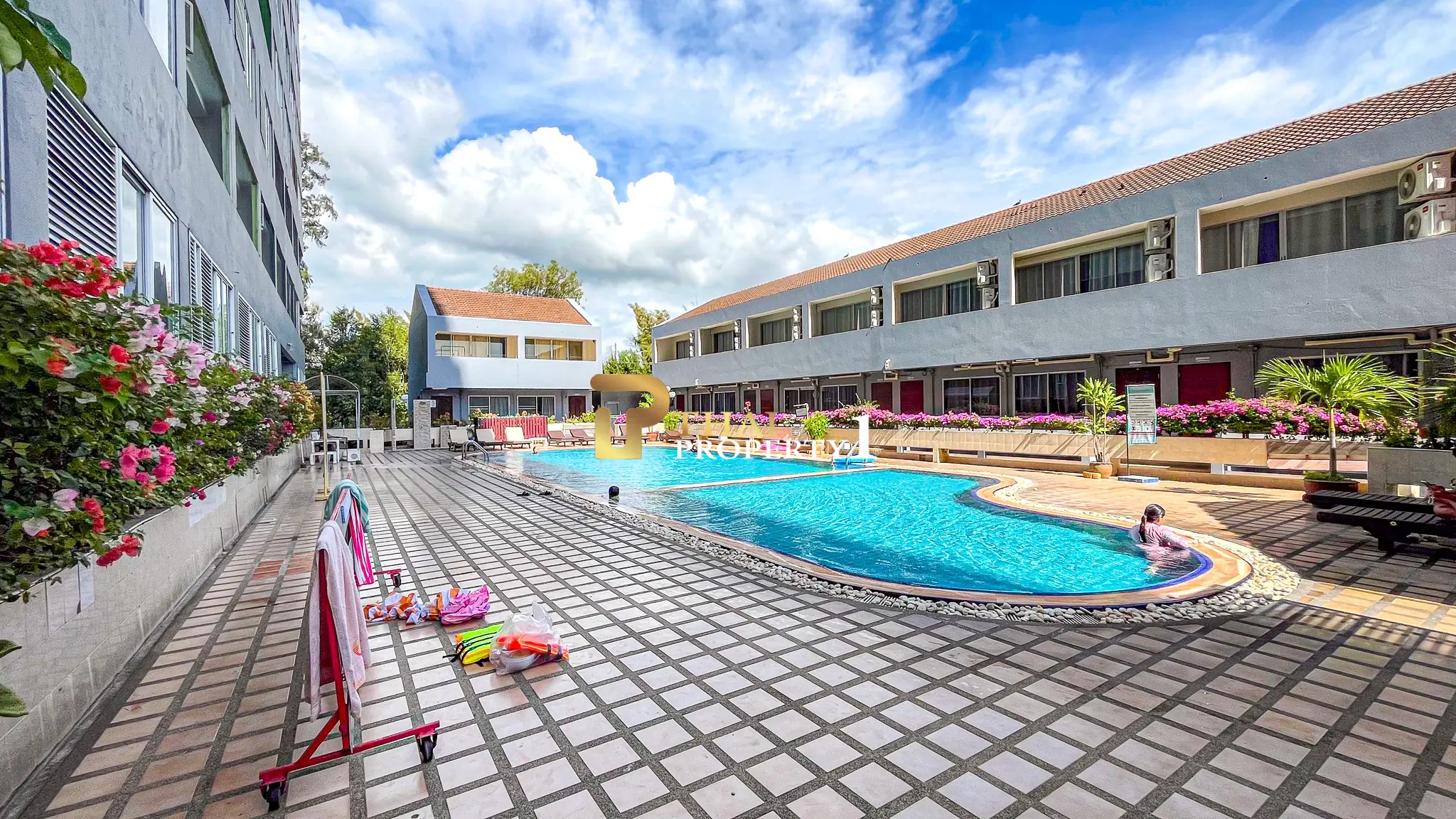 Cattareya Condotel, Cha-Am Beach — Stunnig Sea View Condo for Sale