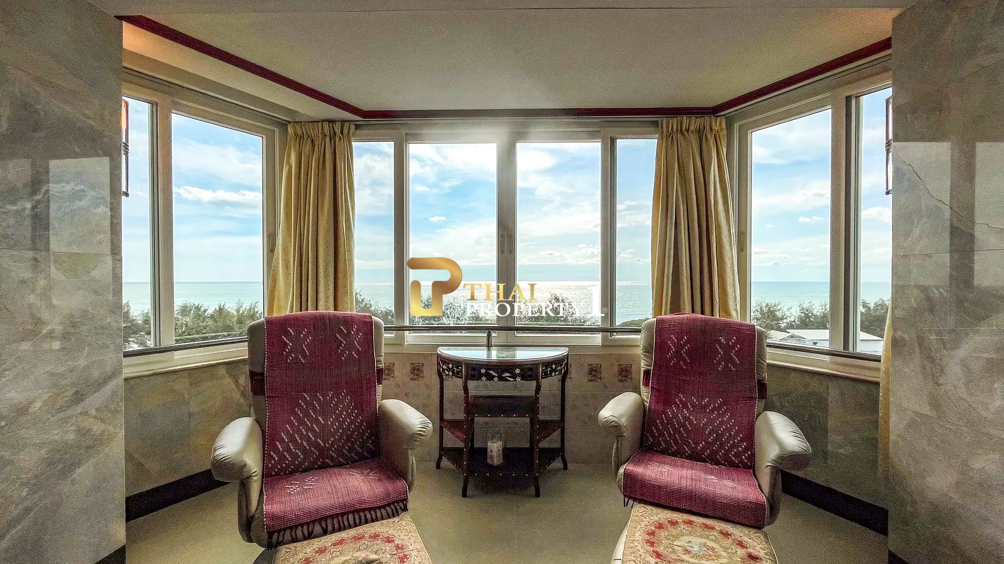 Cattareya Condotel, Cha-Am Beach — Stunnig Sea View Condo for Sale