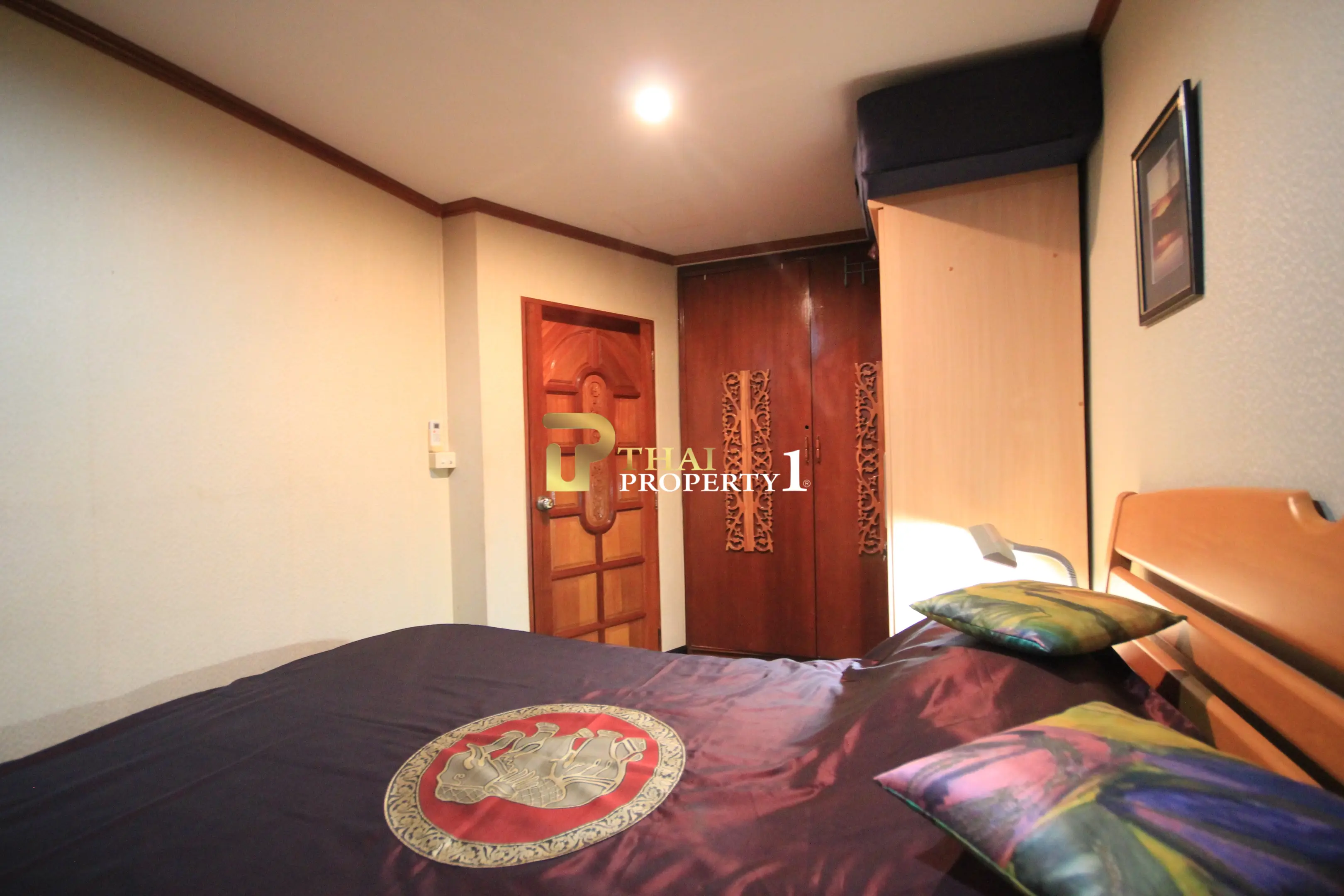 Cattareya Condotel, Cha-Am Beach — Stunnig Sea View Condo for Sale