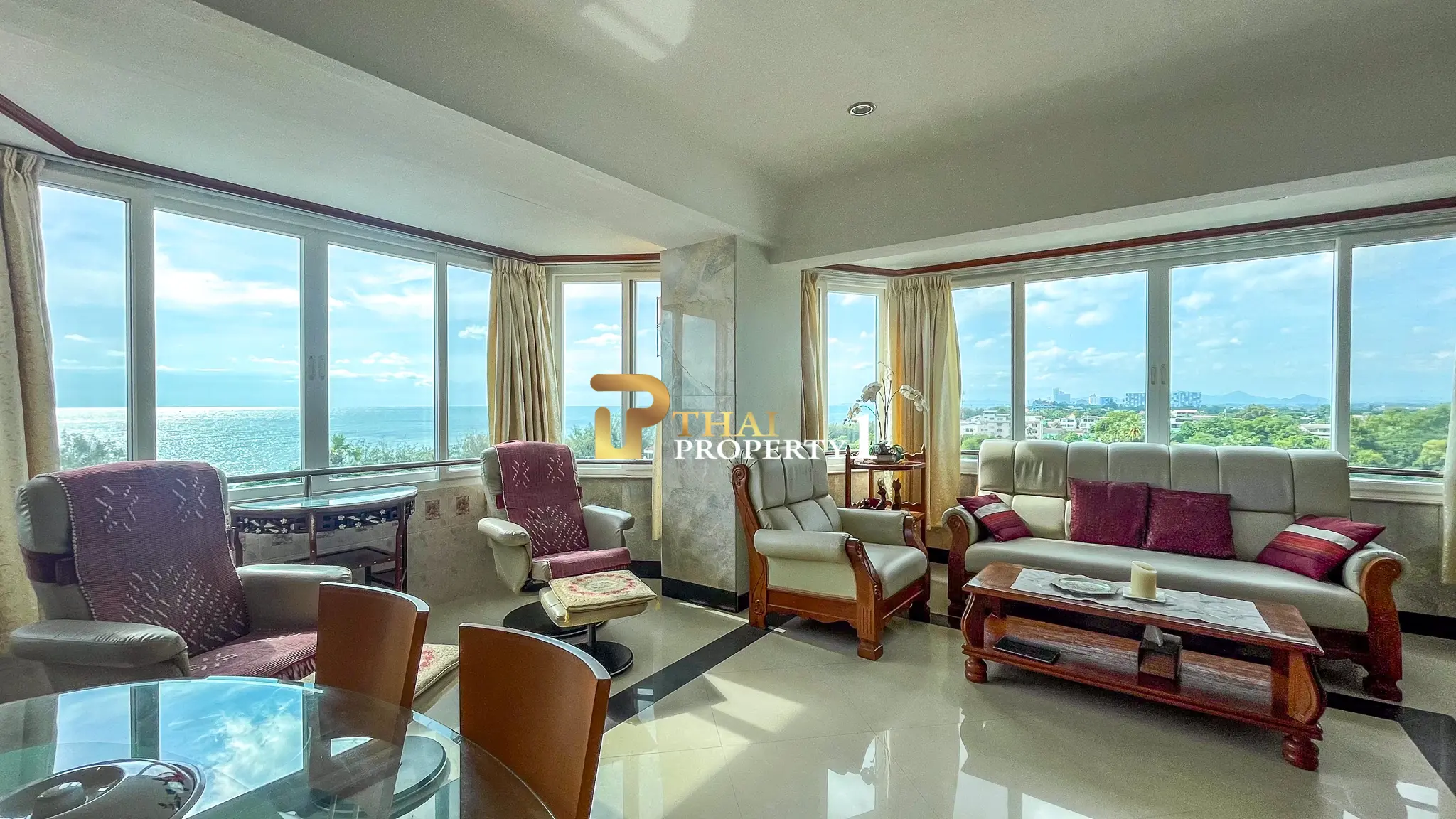 Cattareya Condotel, Cha-Am Beach — Stunnig Sea View Condo for Sale