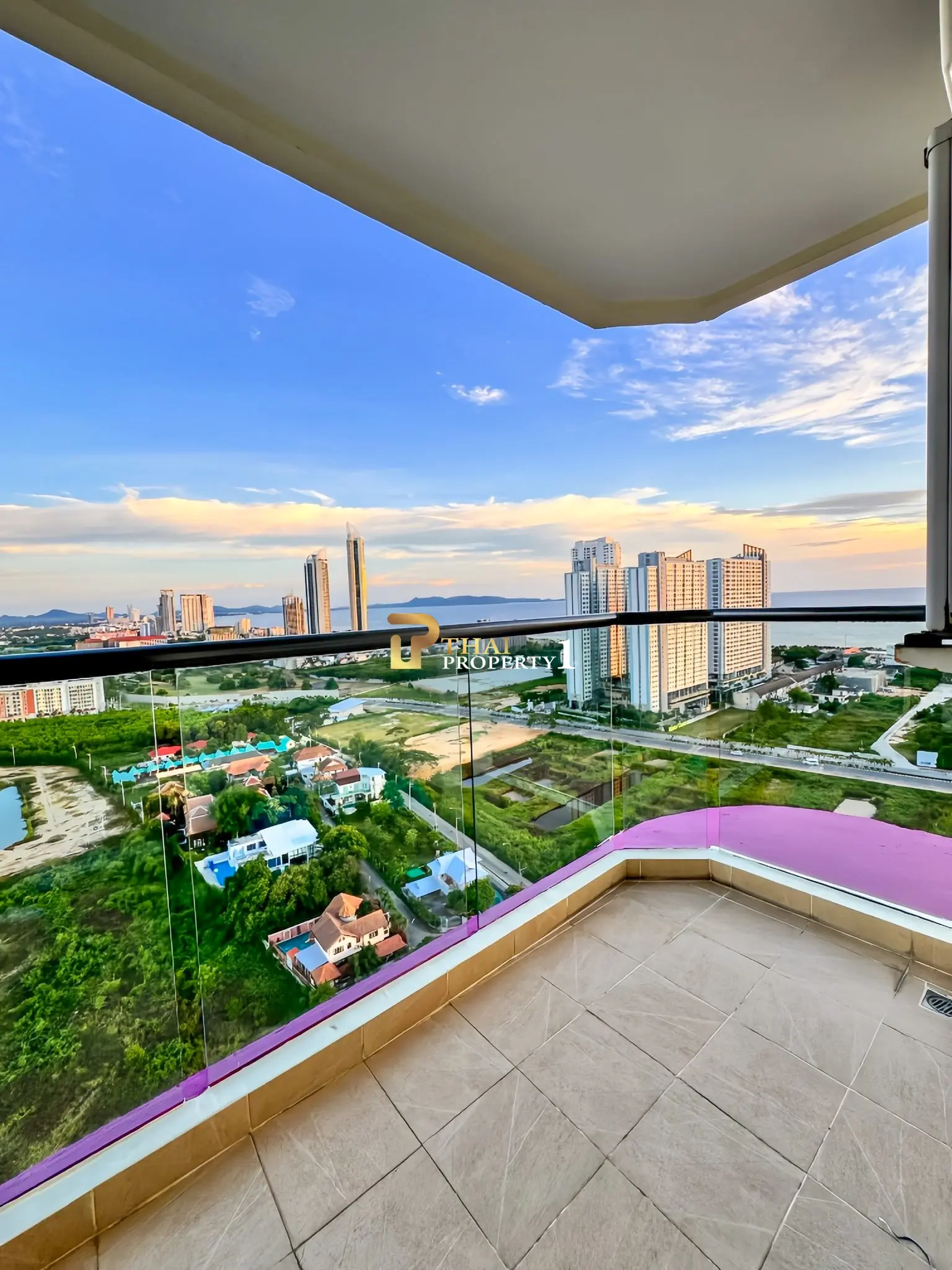 Newly Renovated Sea View Condo – La Santir Condo Pattaya–Jomtien, Ready to Move In