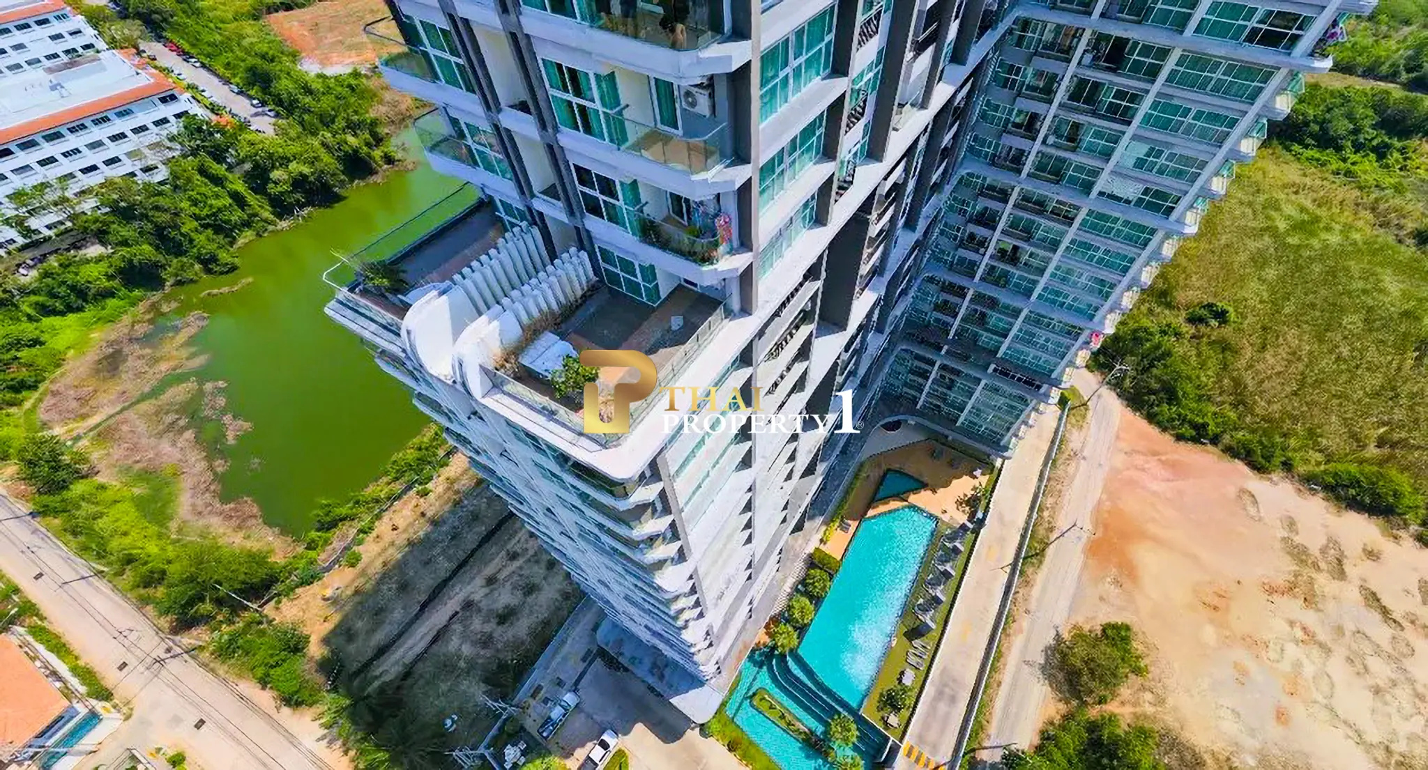 Newly Renovated Sea View Condo – La Santir Condo Pattaya–Jomtien, Ready to Move In