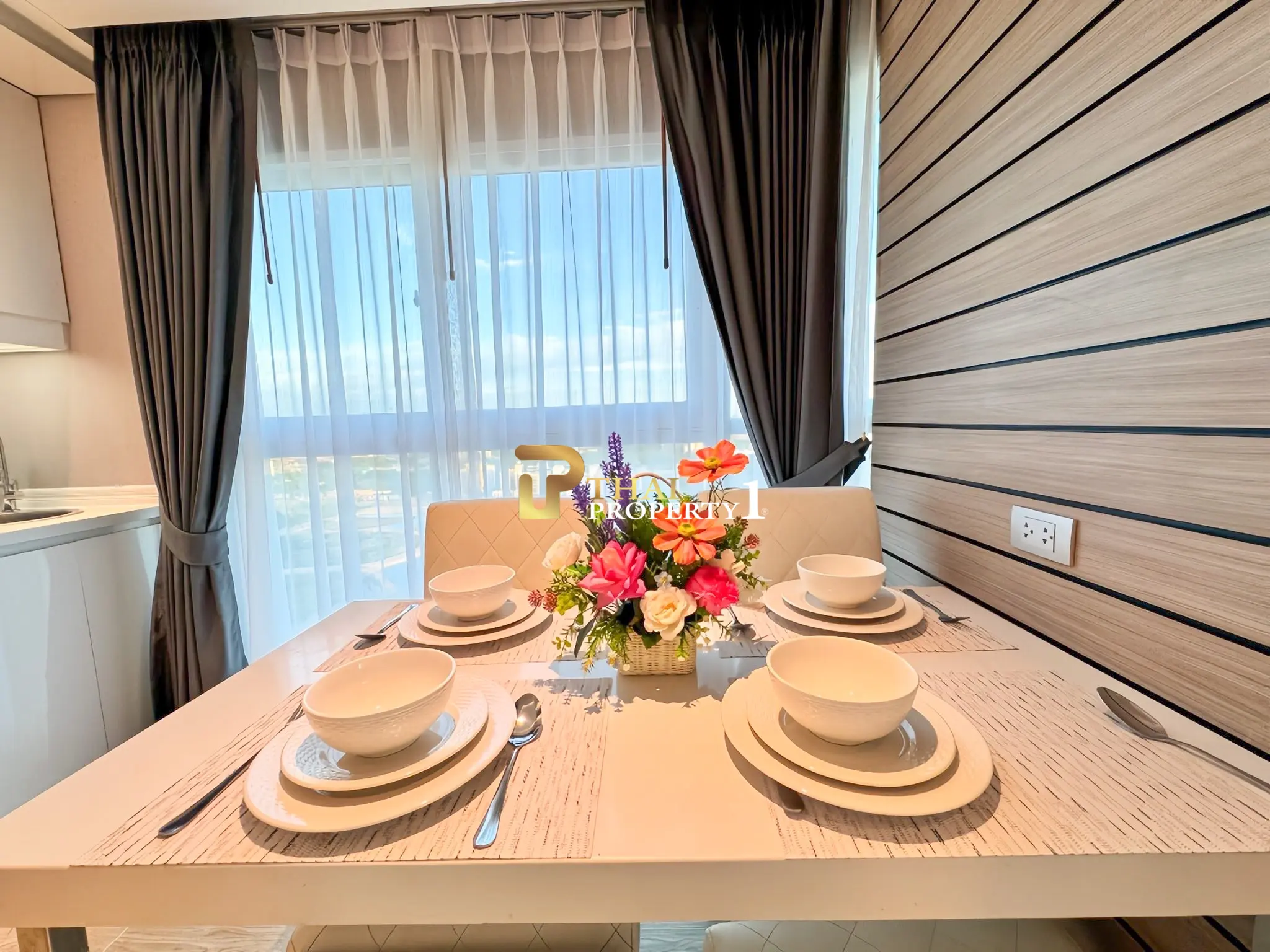 Newly Renovated Sea View Condo – La Santir Condo Pattaya–Jomtien, Ready to Move In