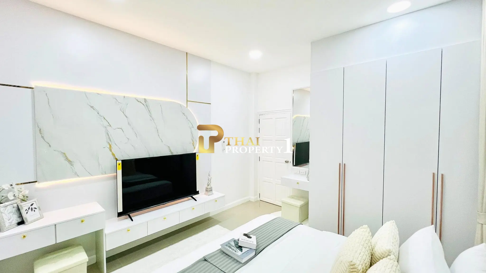 3-Bedroom Pool Villa for Sale – Siam Country Club, Pattaya Fully Furnished & Ready to Move In