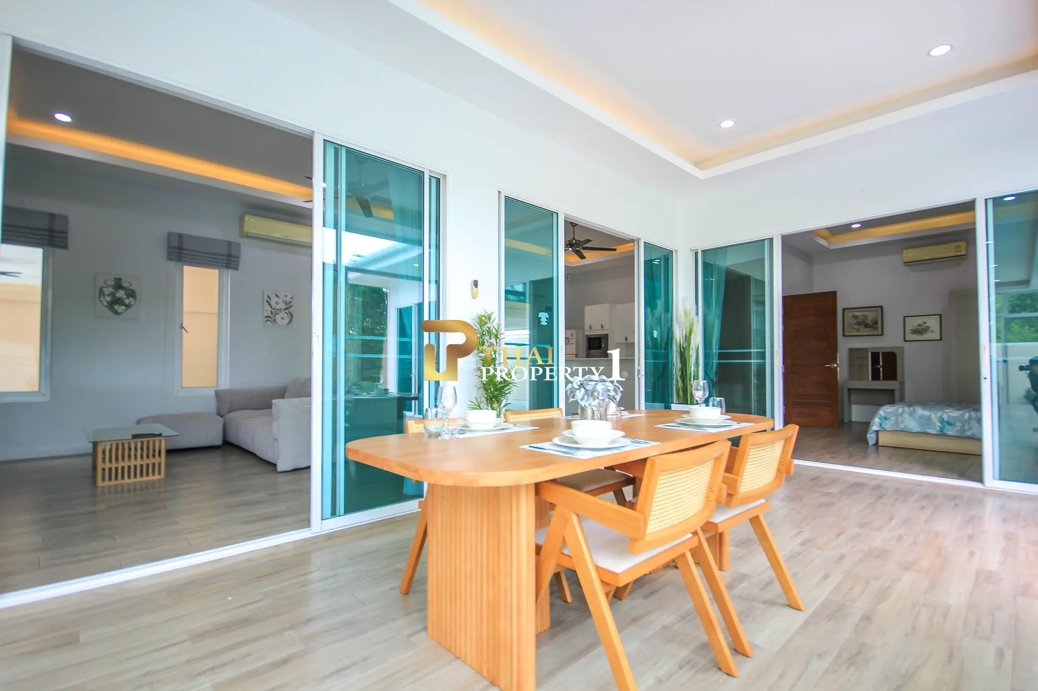 Contemporary 3-Bedroom Pool Villa for Sale in Pranburi