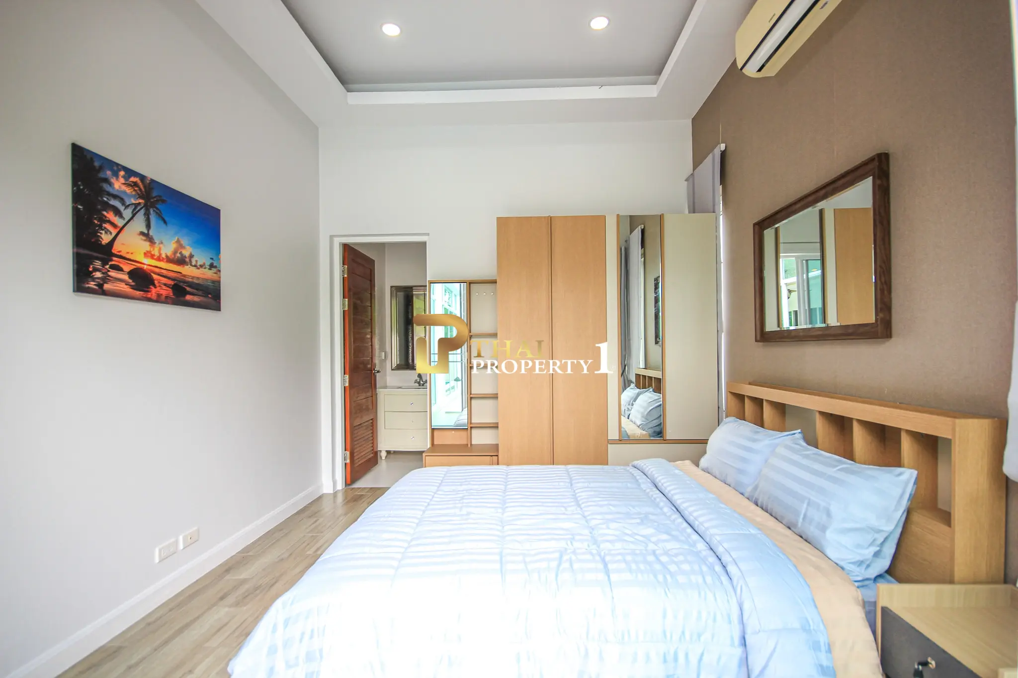 Contemporary 3-Bedroom Pool Villa for Sale in Pranburi
