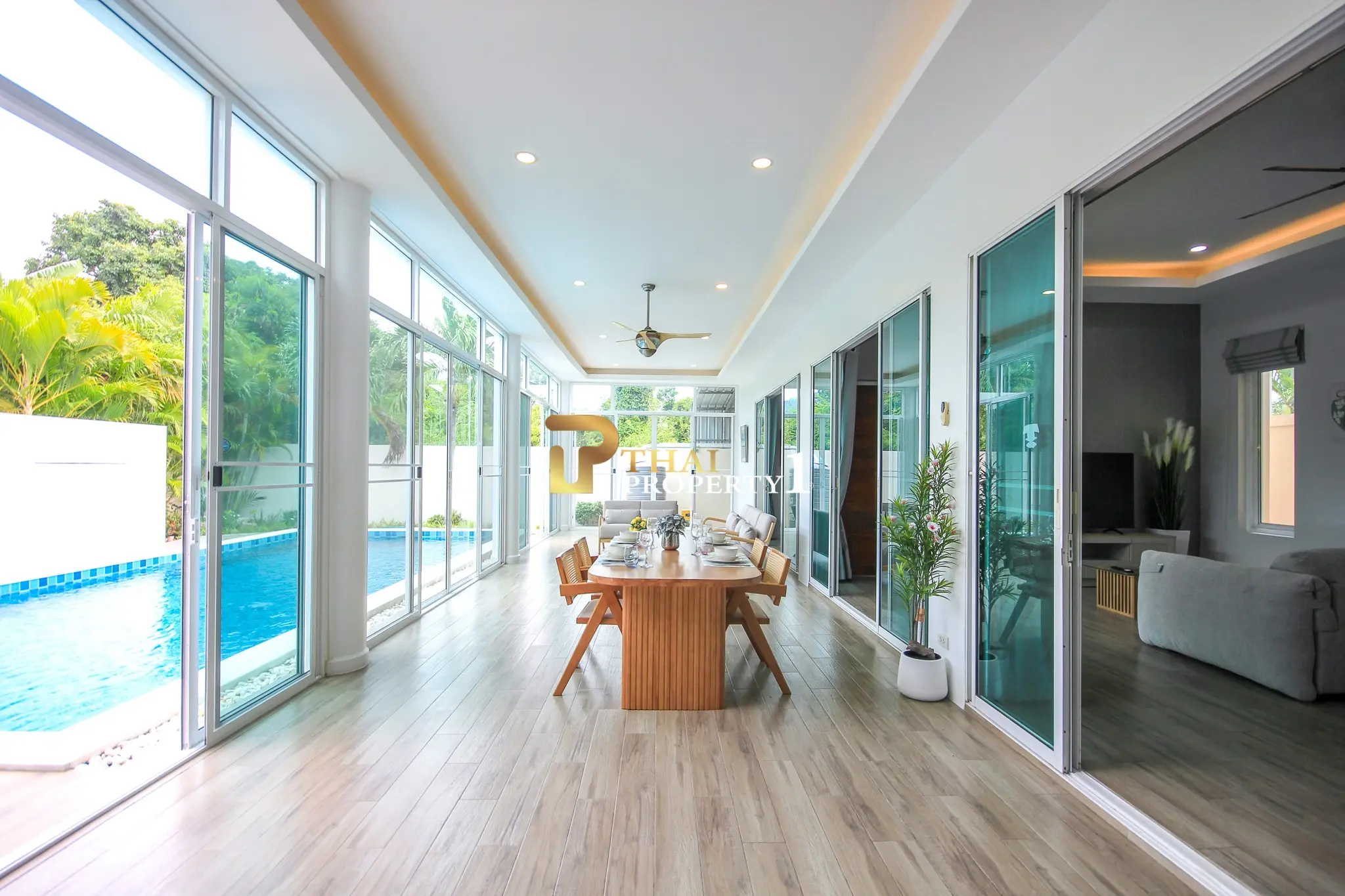 Contemporary 3-Bedroom Pool Villa for Sale in Pranburi