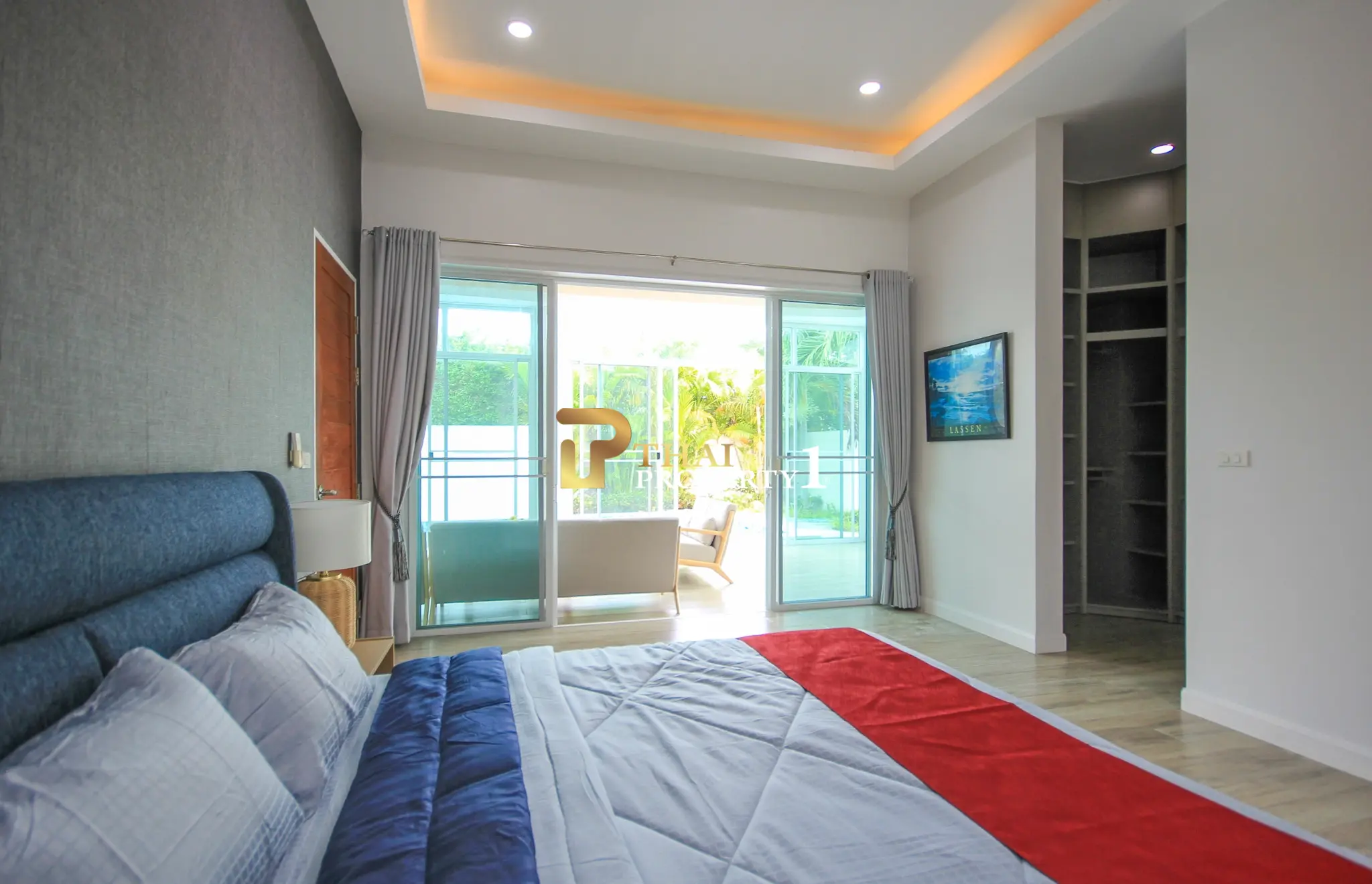 Contemporary 3-Bedroom Pool Villa for Sale in Pranburi