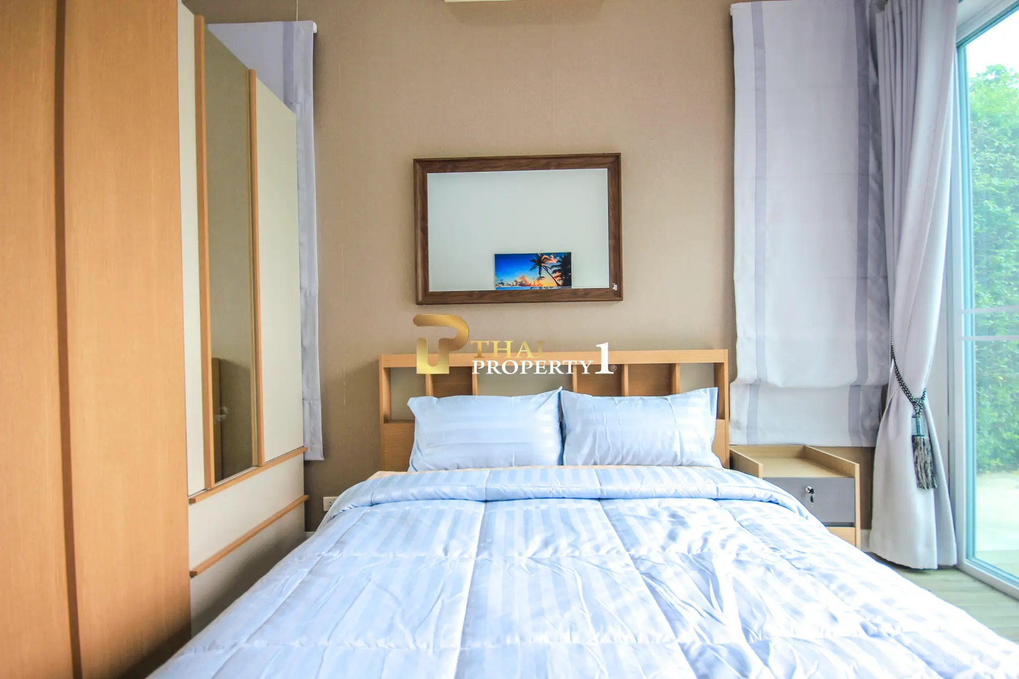 Contemporary 3-Bedroom Pool Villa for Sale in Pranburi