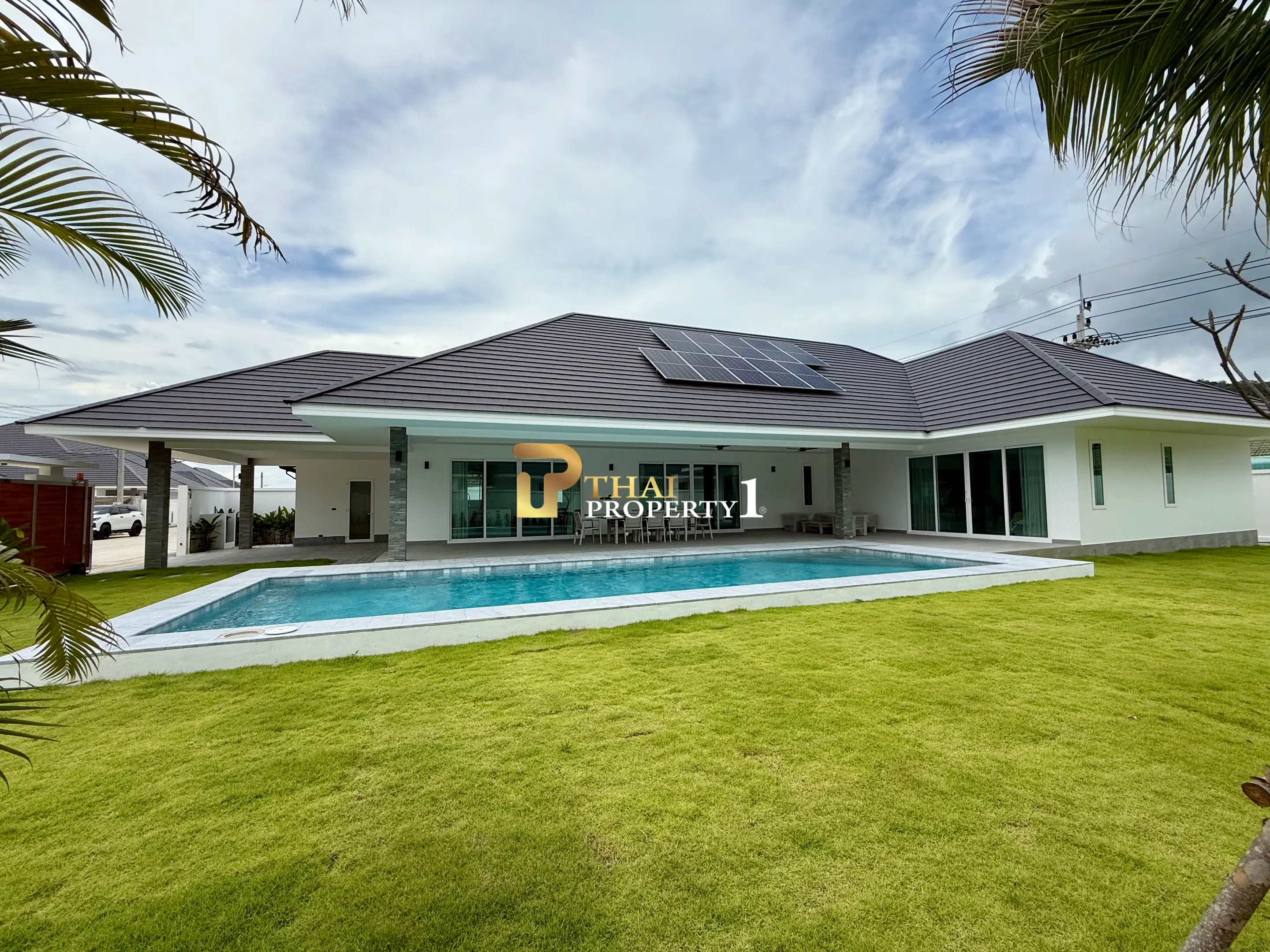 New Ready To Move In High Quality Villa At The Clouds 3 - Hua Hin