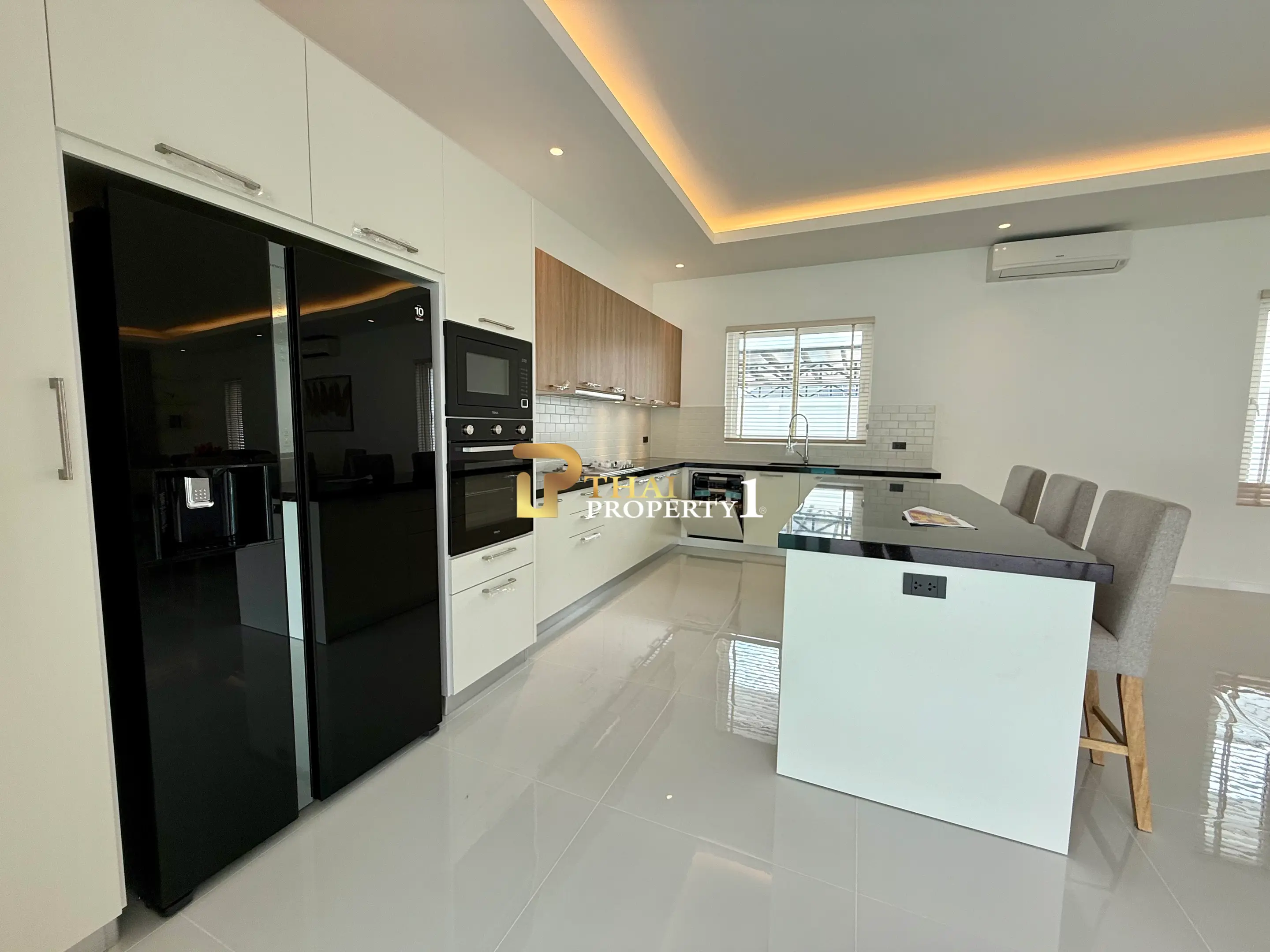 New Ready To Move In High Quality Villa At The Clouds 3 - Hua Hin