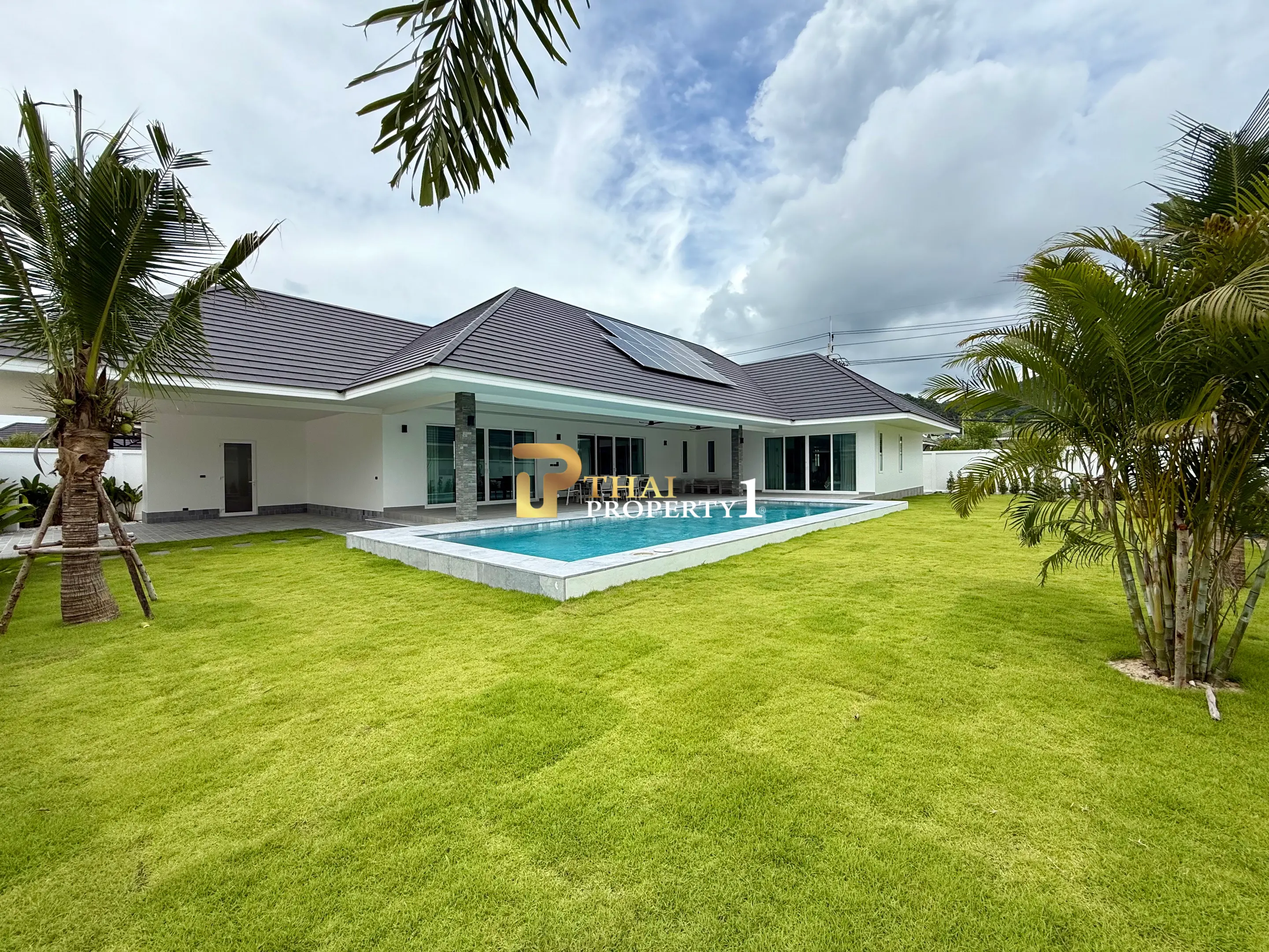 New Ready To Move In High Quality Villa At The Clouds 3 - Hua Hin
