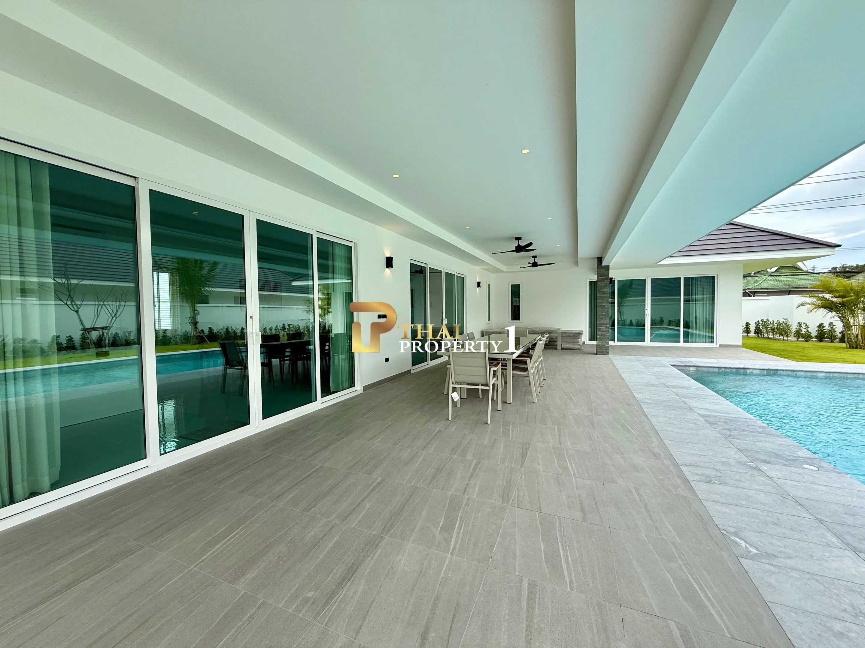 New Ready To Move In High Quality Villa At The Clouds 3 - Hua Hin