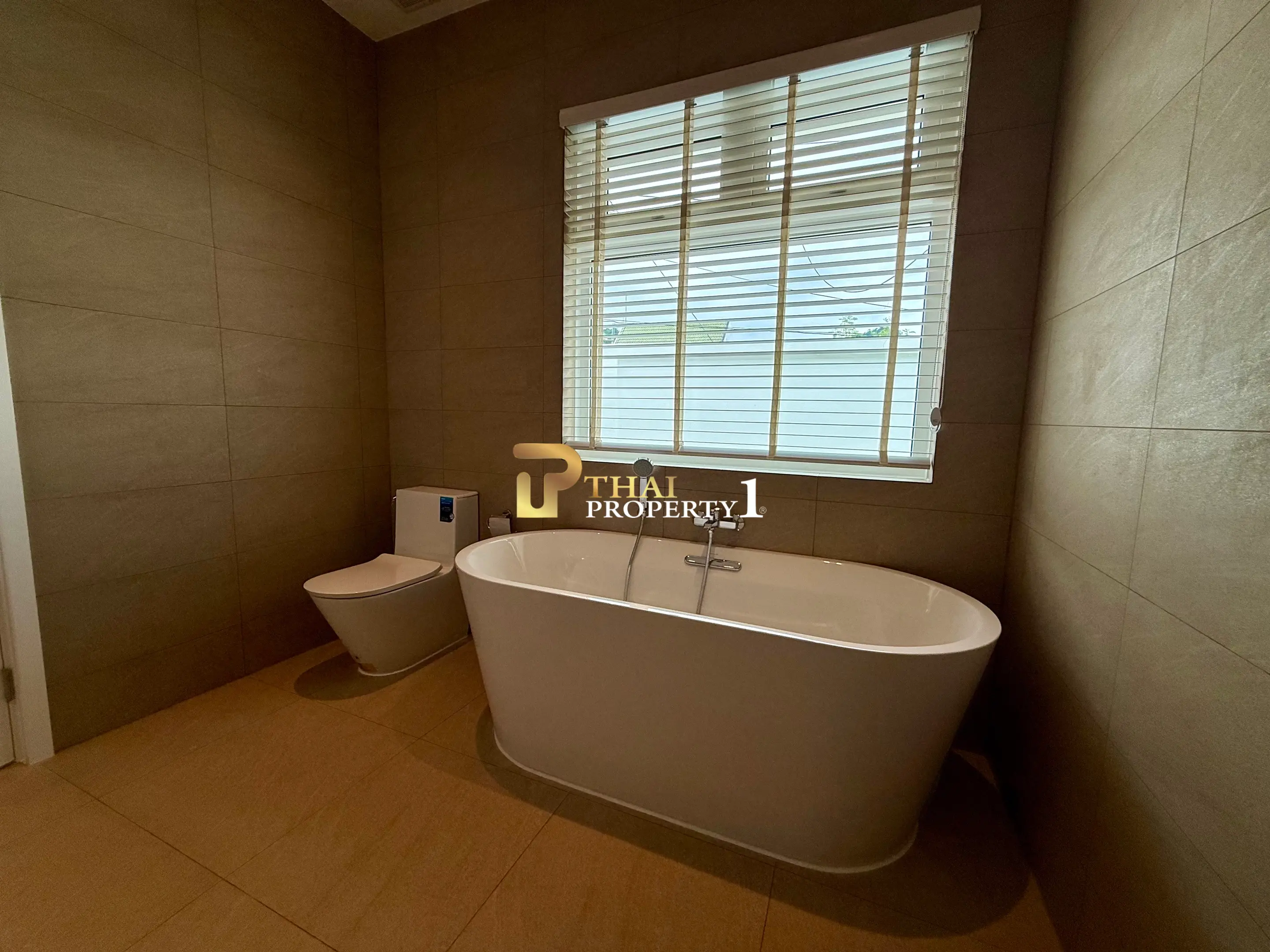 New Ready To Move In High Quality Villa At The Clouds 3 - Hua Hin