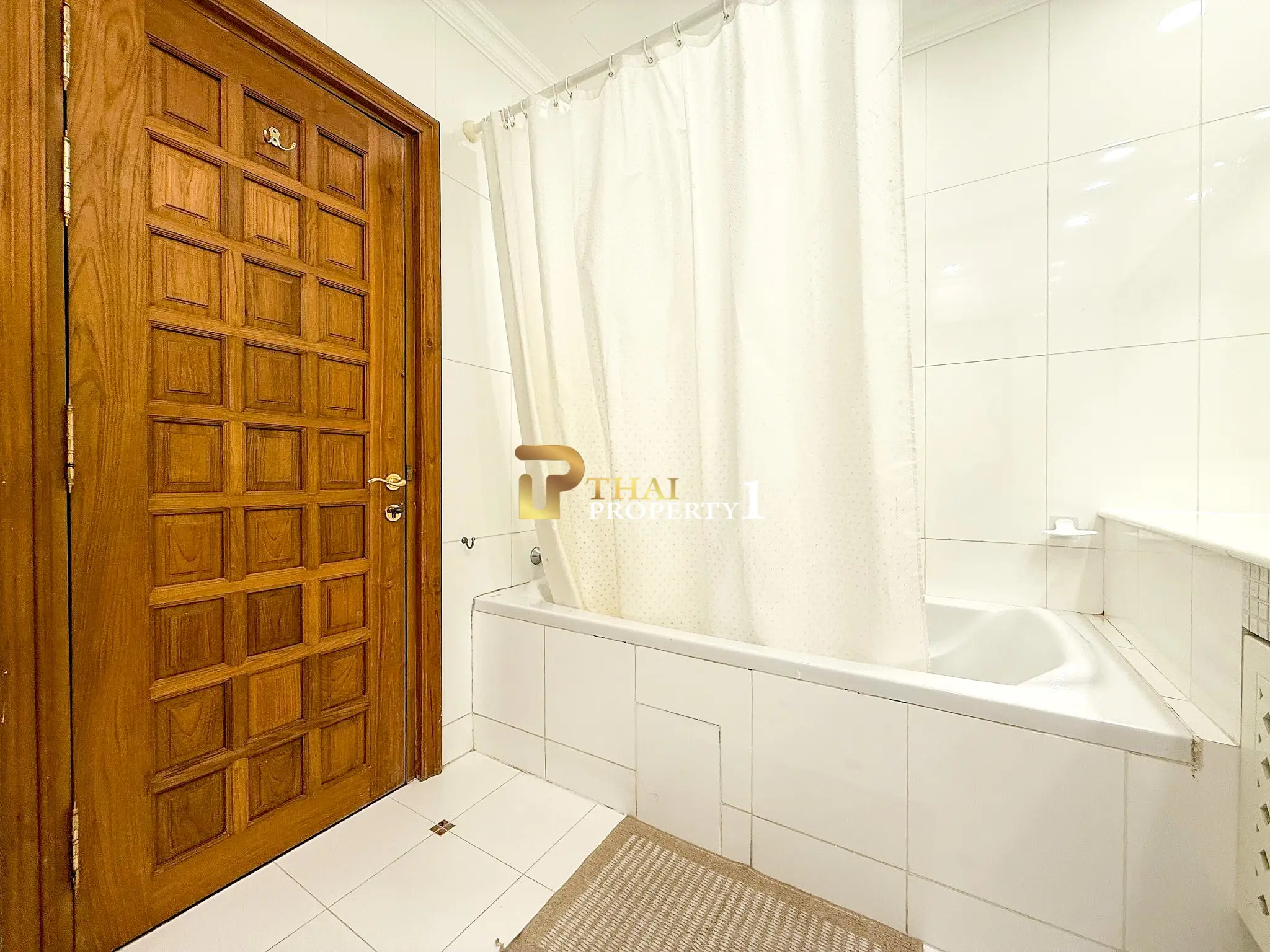 Leilighet med sjøutsikt – View Talay 3A Pratumnak, Pattaya Hjørneleilighet, romslig og fullt møblert