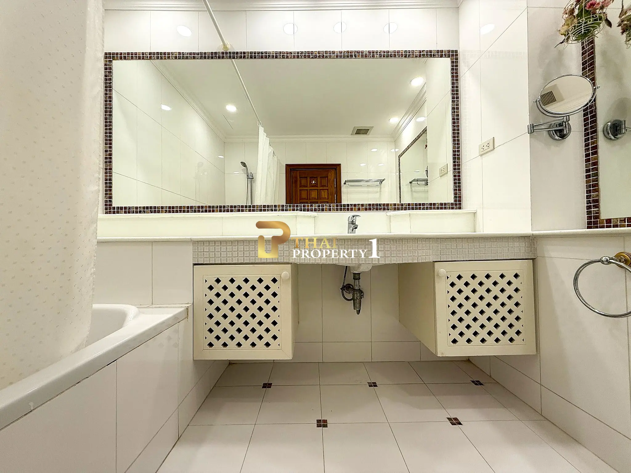 Leilighet med sjøutsikt – View Talay 3A Pratumnak, Pattaya Hjørneleilighet, romslig og fullt møblert