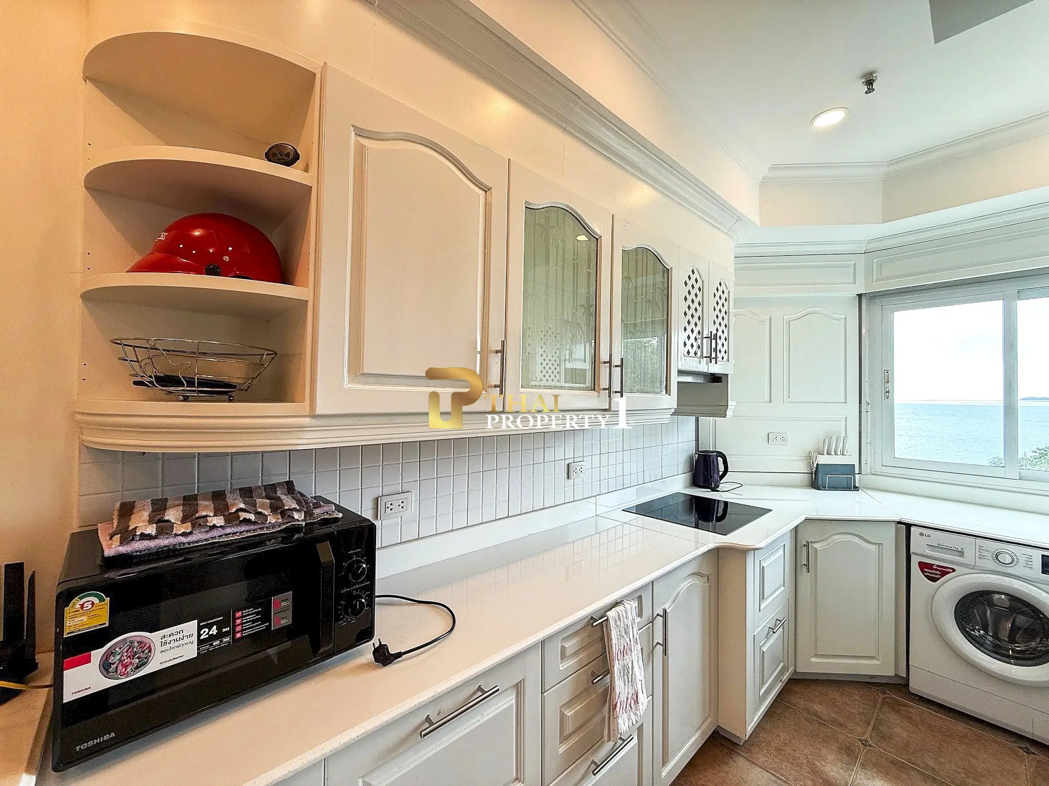 Leilighet med sjøutsikt – View Talay 3A Pratumnak, Pattaya Hjørneleilighet, romslig og fullt møblert