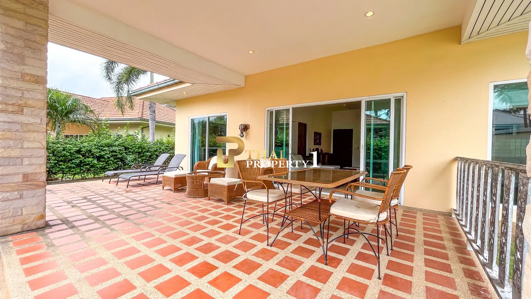 Cozy 2-Bedroom Villa  – Pineapple Village, Hua Hin